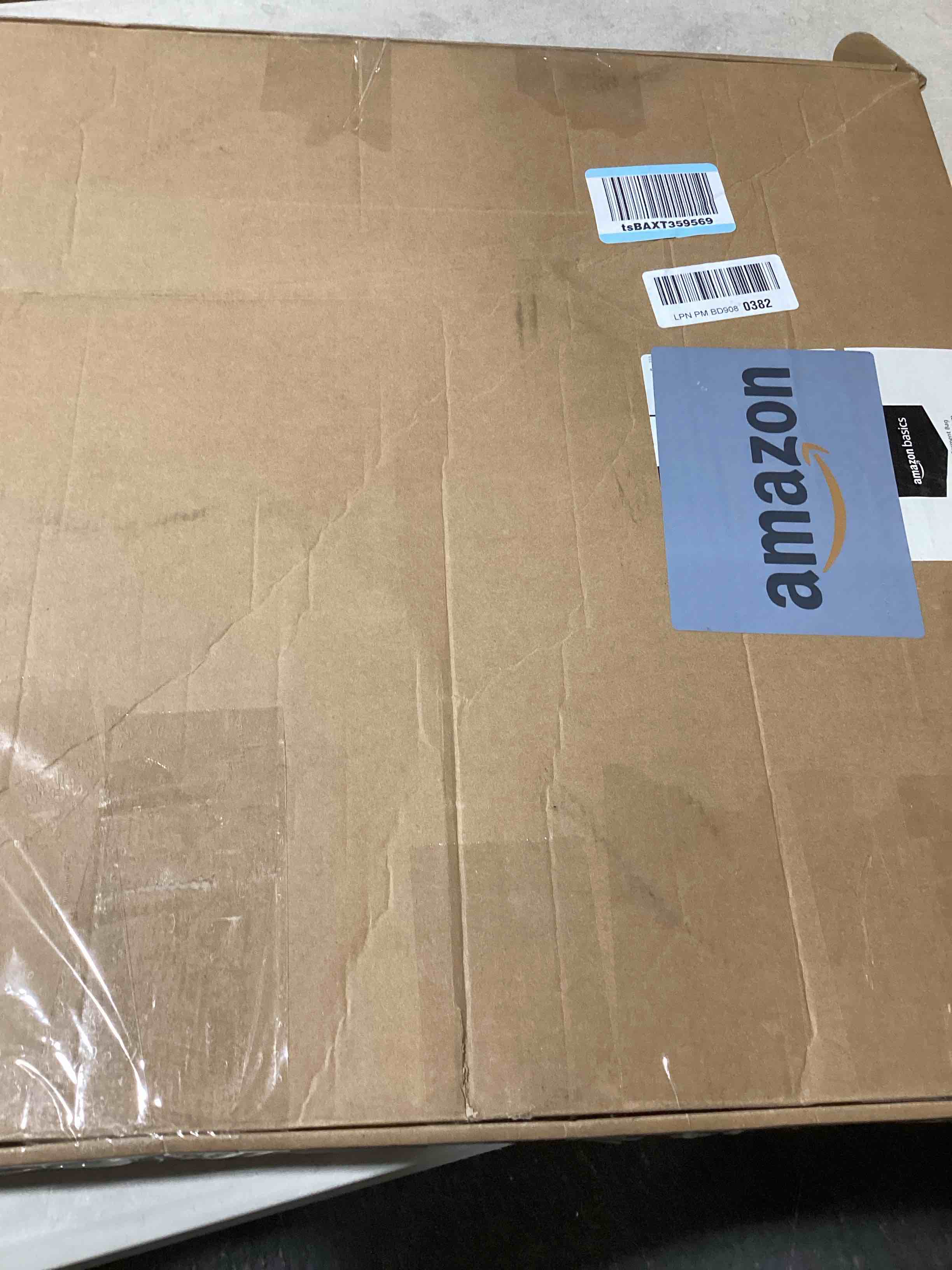 https://s3.amazonaws.com/lotting-images-prod/bidfta/PNK0444213_1730729742326.jpeg