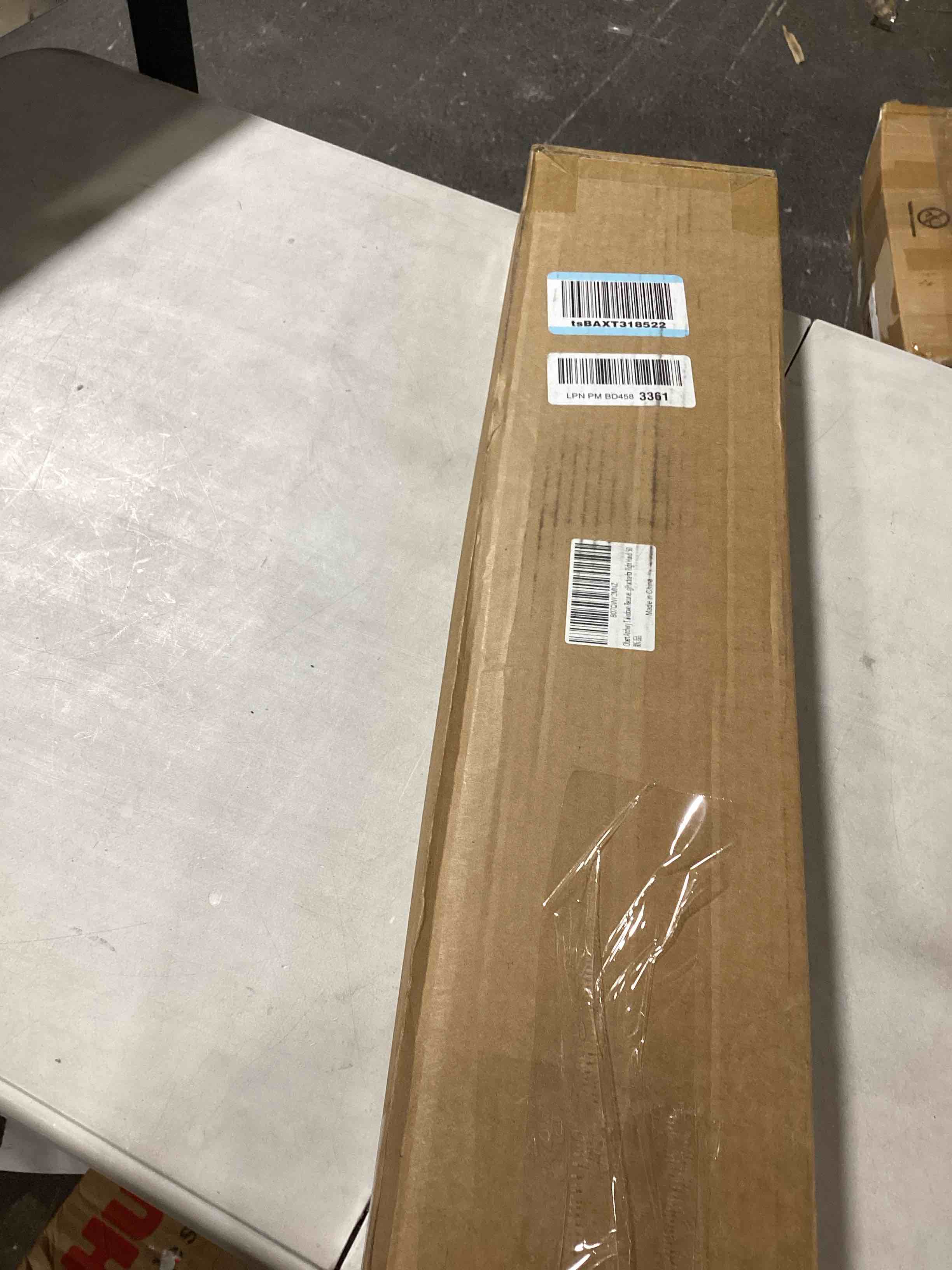 https://s3.amazonaws.com/lotting-images-prod/bidfta/PNK0444881_1730313694171.jpeg