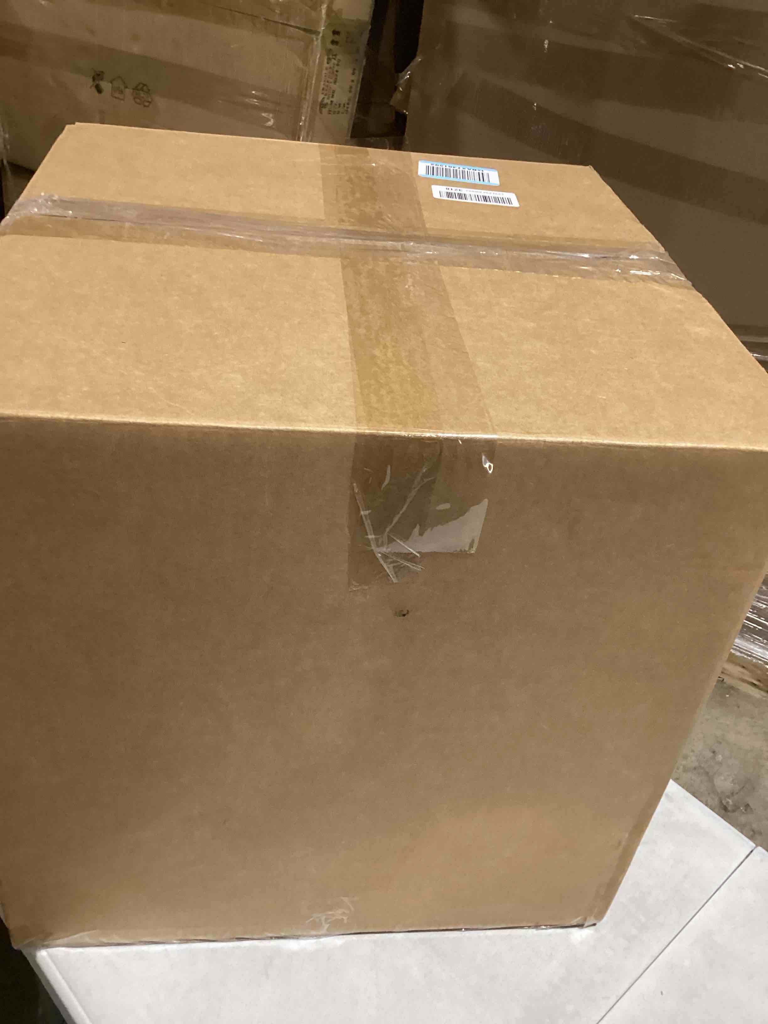 https://s3.amazonaws.com/lotting-images-prod/bidfta/PNK0445049_1730144769364.jpeg