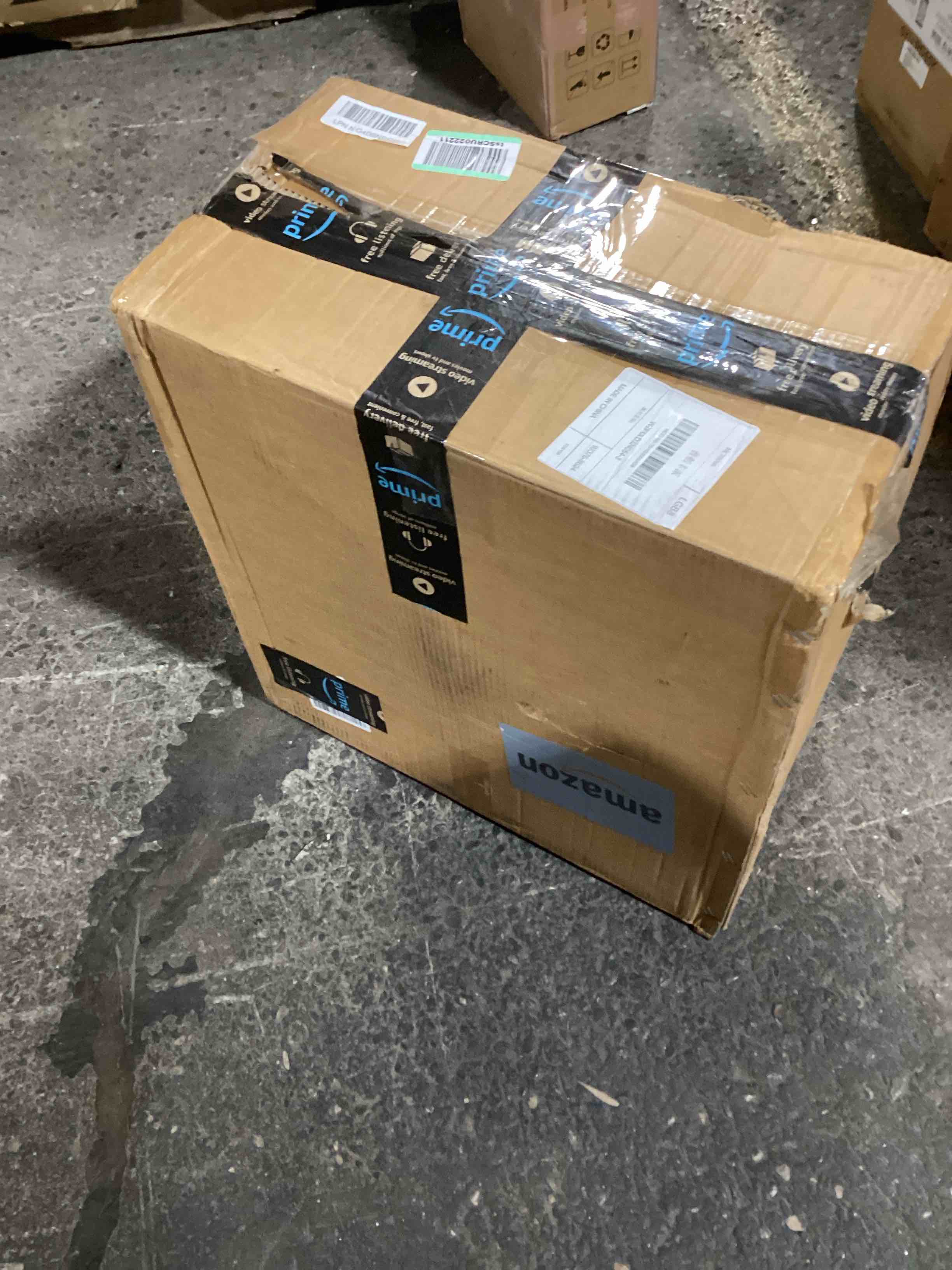 https://s3.amazonaws.com/lotting-images-prod/bidfta/PNK0445210_1729961202403.jpeg