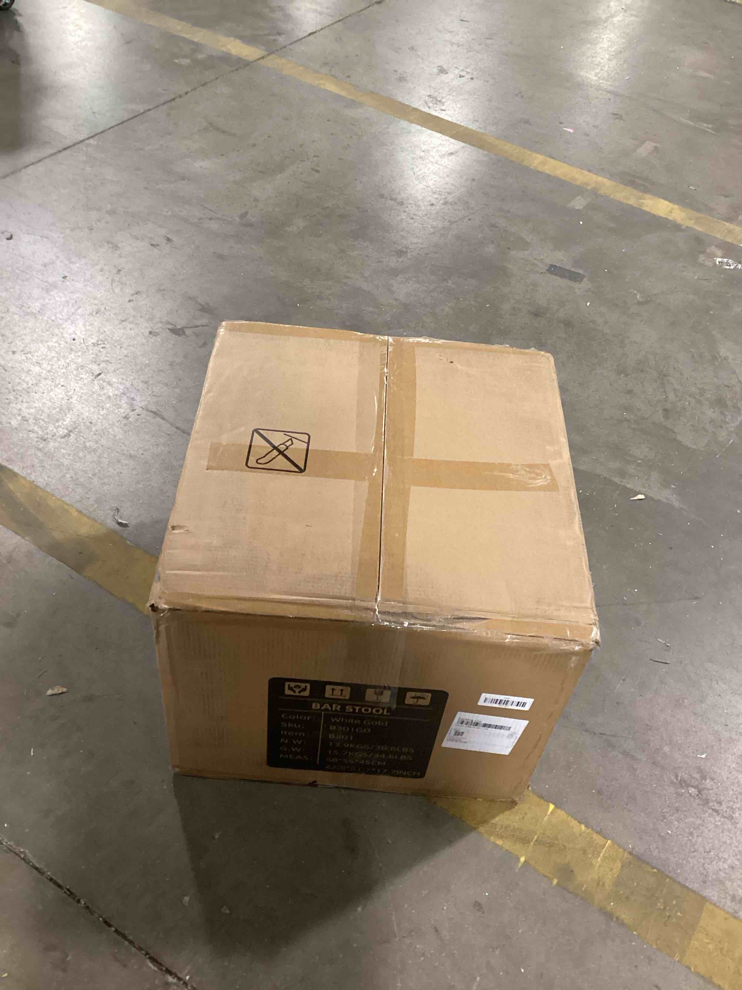 https://s3.amazonaws.com/lotting-images-prod/bidfta/PNK0446517_1735850636461.jpeg