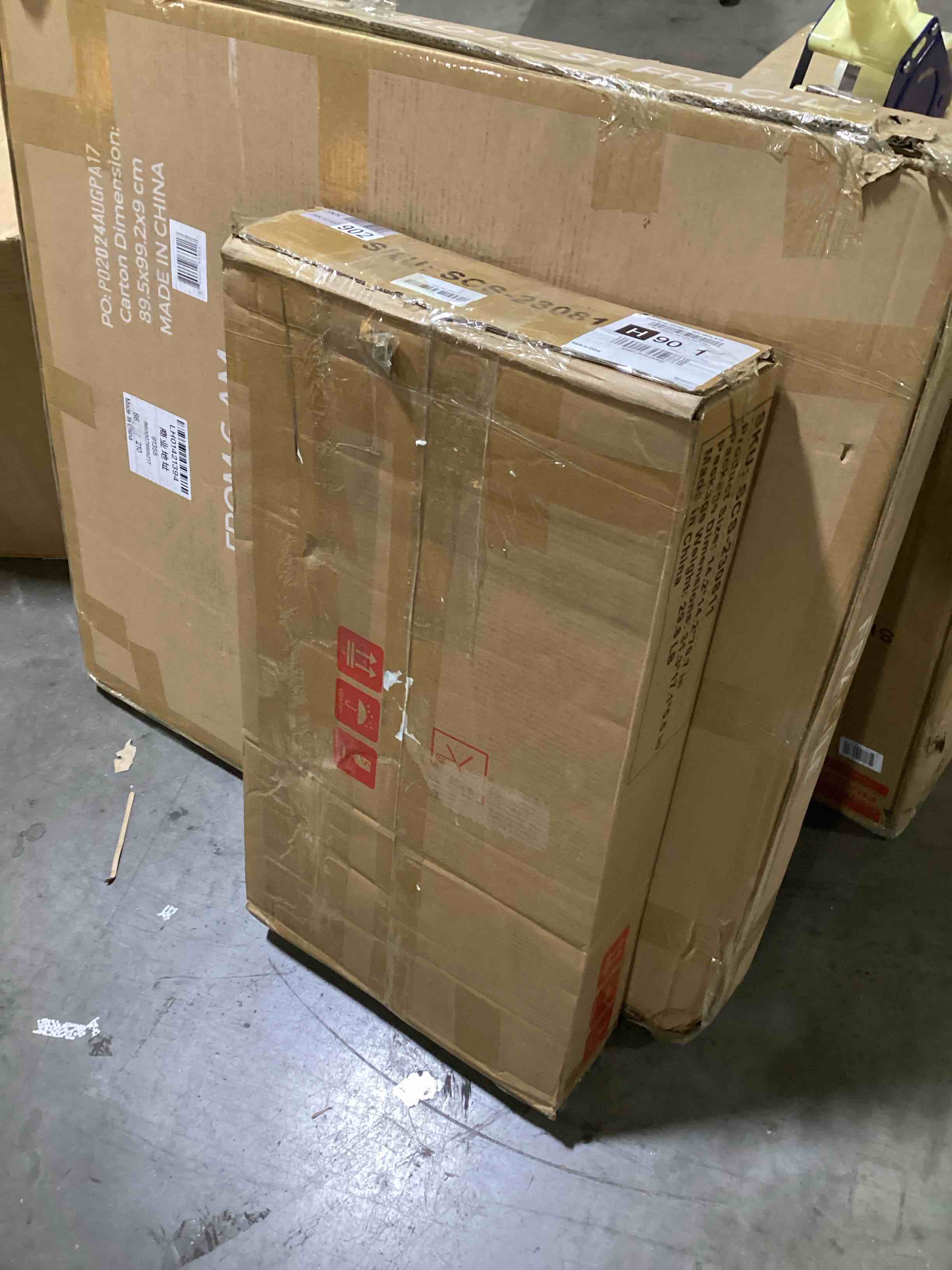 https://s3.amazonaws.com/lotting-images-prod/bidfta/PNK0446677_1735824962225.jpeg