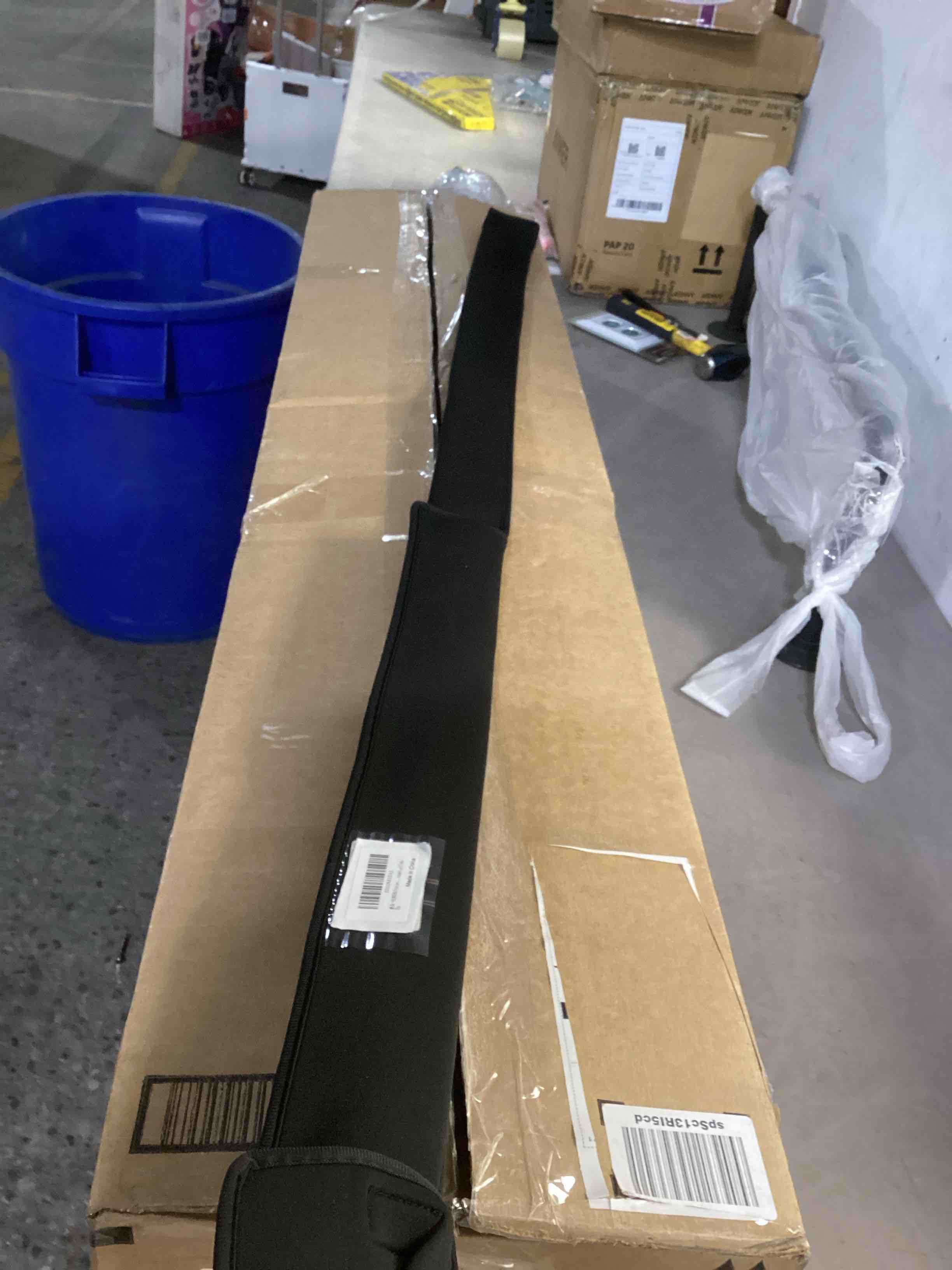 https://s3.amazonaws.com/lotting-images-prod/bidfta/PNK0447824_1730897854963.jpeg