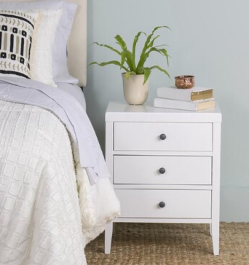 East at Main 19-in W x 25-in H White Wood Modern End Table Fully Assembled