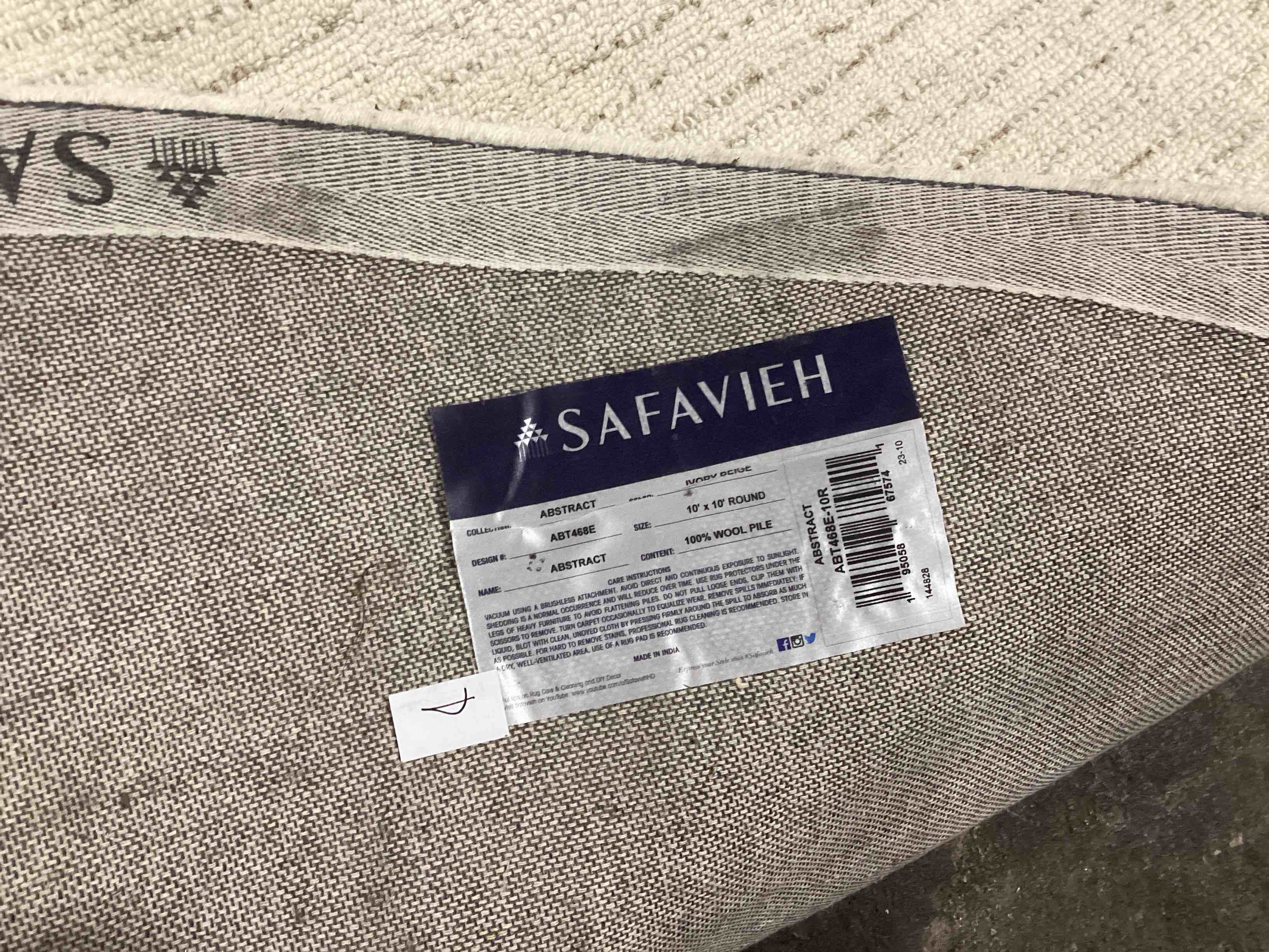 https://s3.amazonaws.com/lotting-images-prod/bidfta/PNK0448267_1730831327367.jpeg