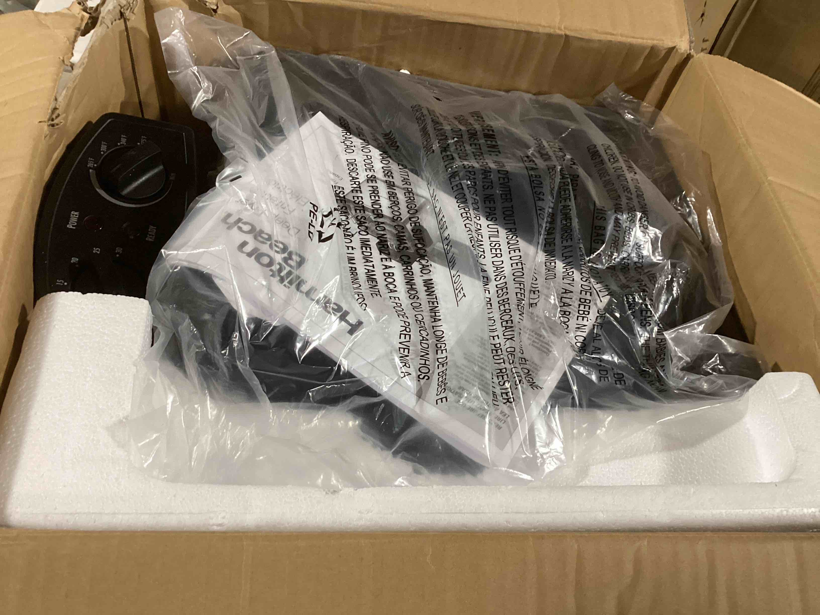 https://s3.amazonaws.com/lotting-images-prod/bidfta/PNK0449649_1730314550047.jpeg