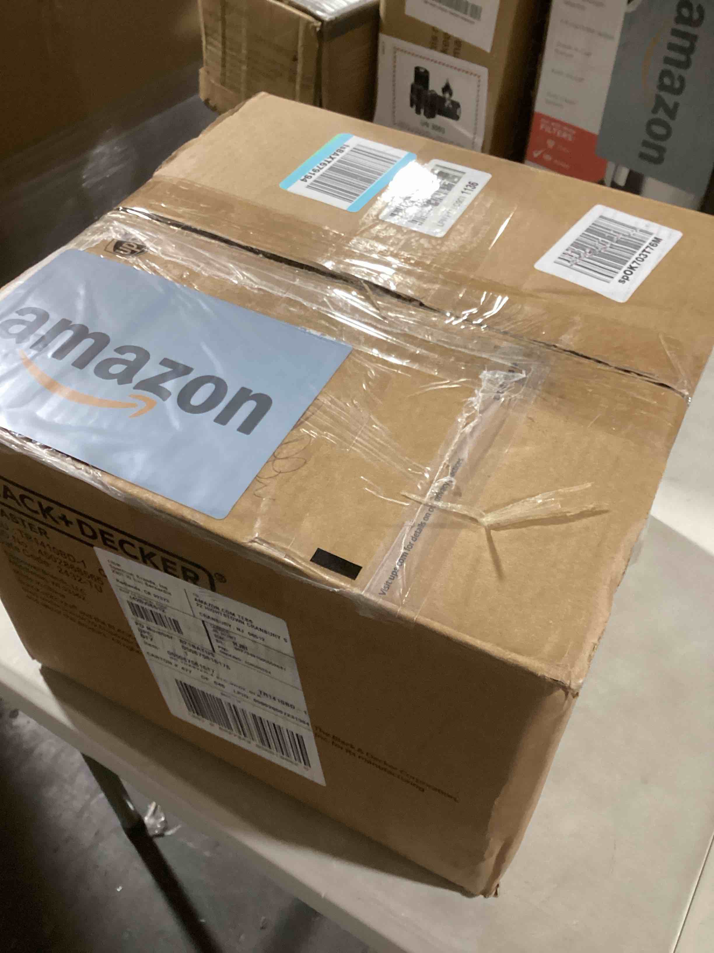 https://s3.amazonaws.com/lotting-images-prod/bidfta/PNK0449663_1730313984365.jpeg