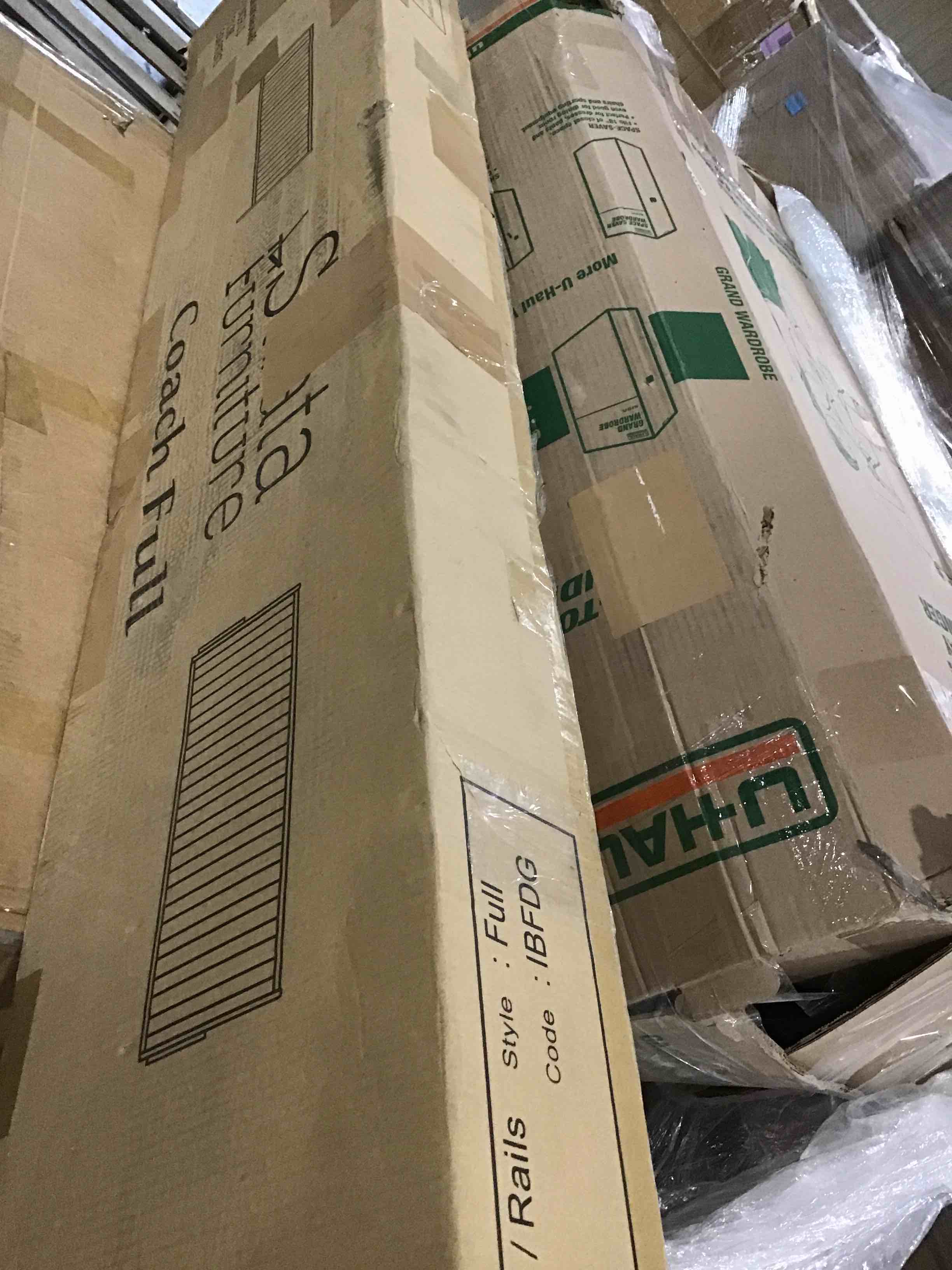 https://s3.amazonaws.com/lotting-images-prod/bidfta/PNK0450026_1733849214523.jpeg