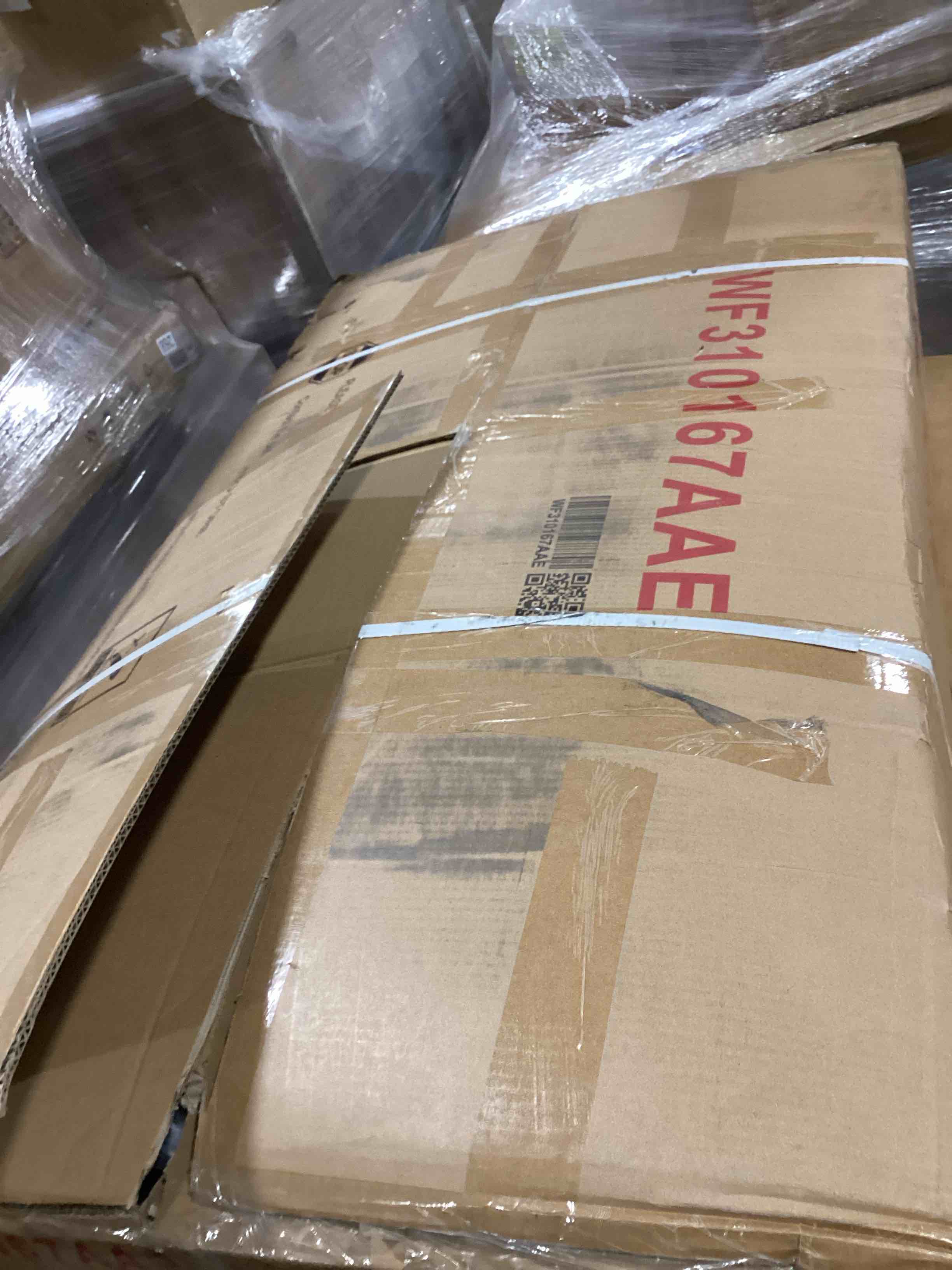 https://s3.amazonaws.com/lotting-images-prod/bidfta/PNK0450117_1733769275563.jpeg