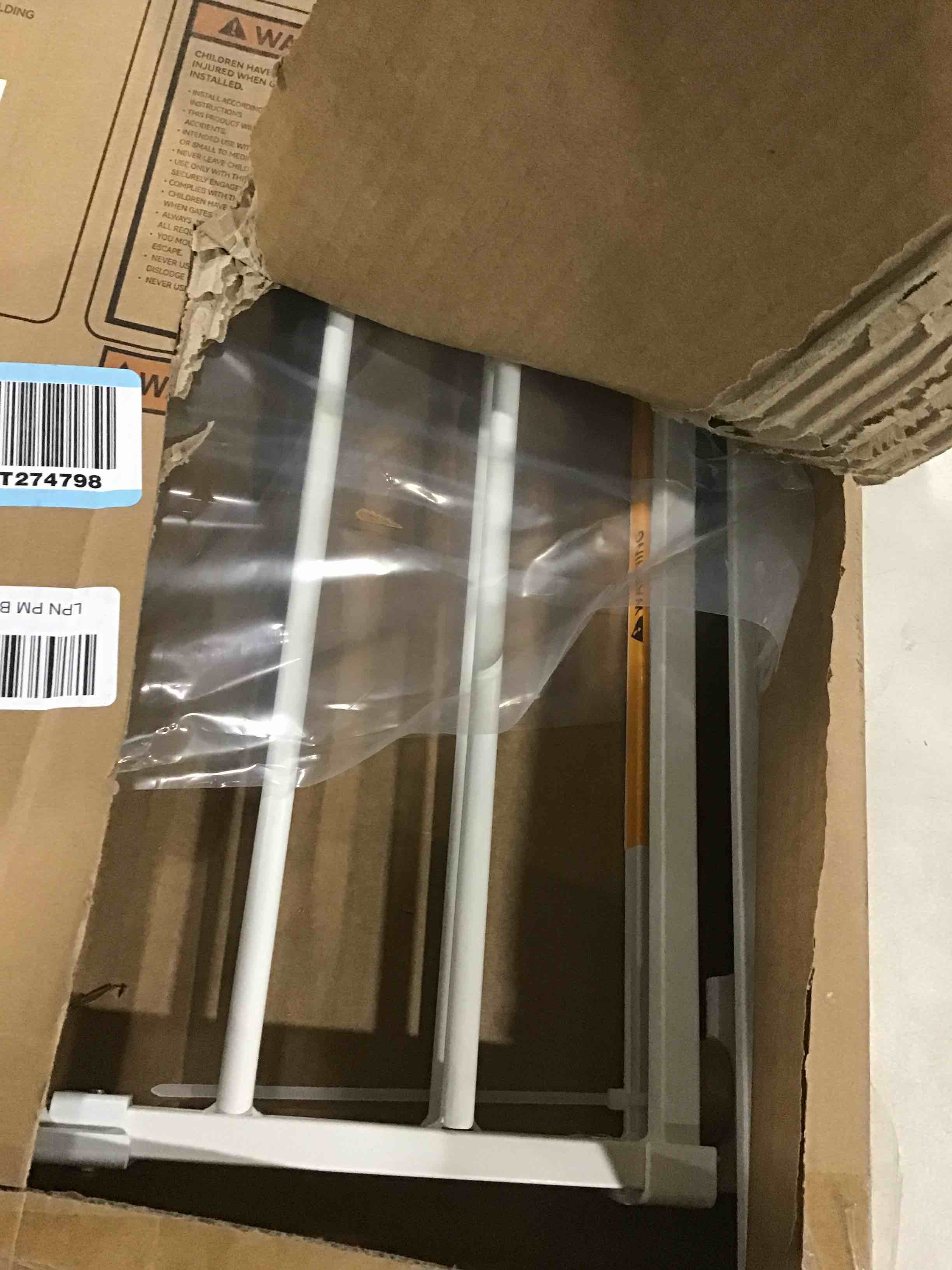 https://s3.amazonaws.com/lotting-images-prod/bidfta/PNK0450755_1732050126891.jpeg