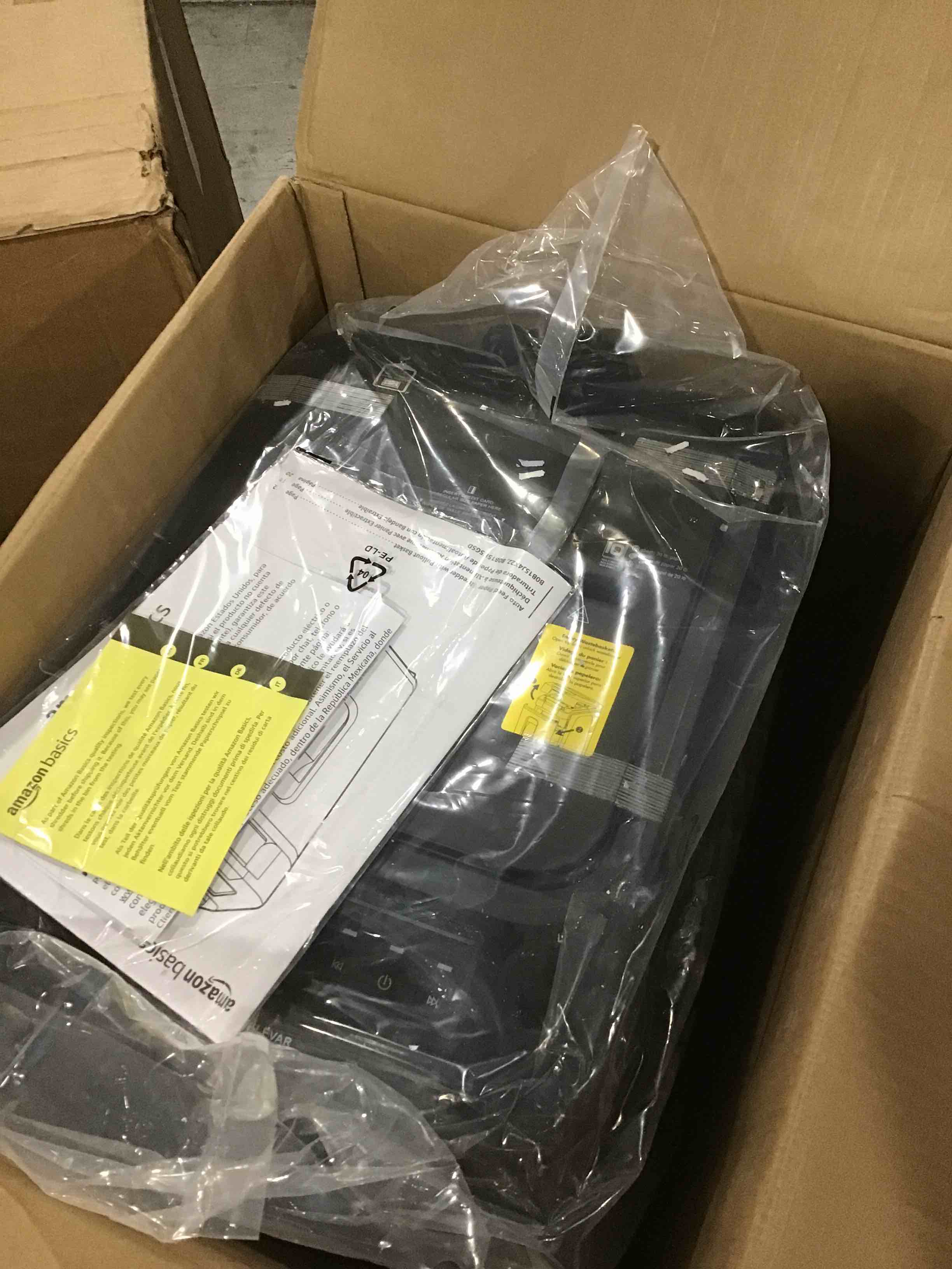 https://s3.amazonaws.com/lotting-images-prod/bidfta/PNK0450758_1732049506161.jpeg