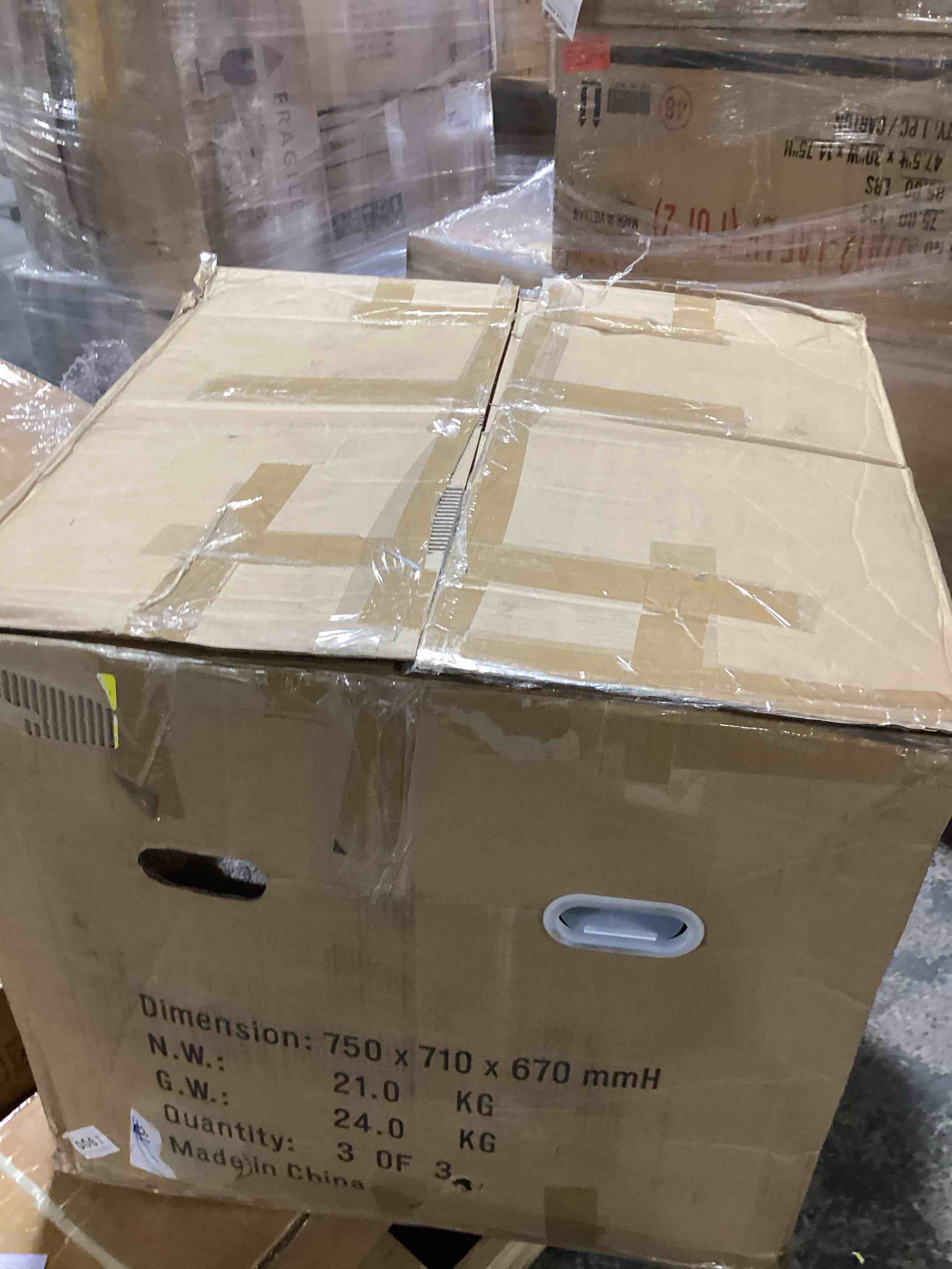 https://s3.amazonaws.com/lotting-images-prod/bidfta/PNK0450860_1731960856959.jpeg