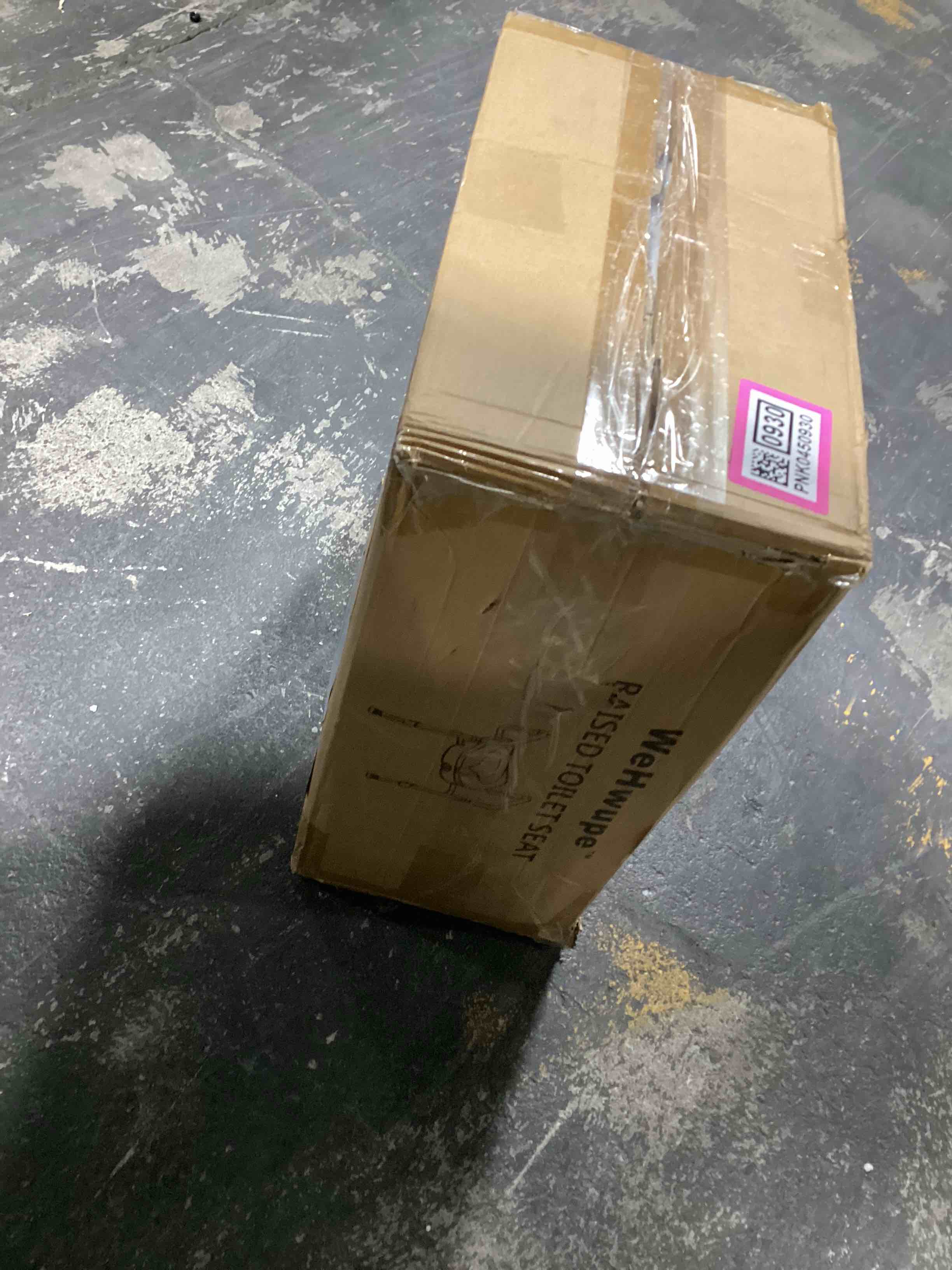 https://s3.amazonaws.com/lotting-images-prod/bidfta/PNK0450930_1731699927999.jpeg