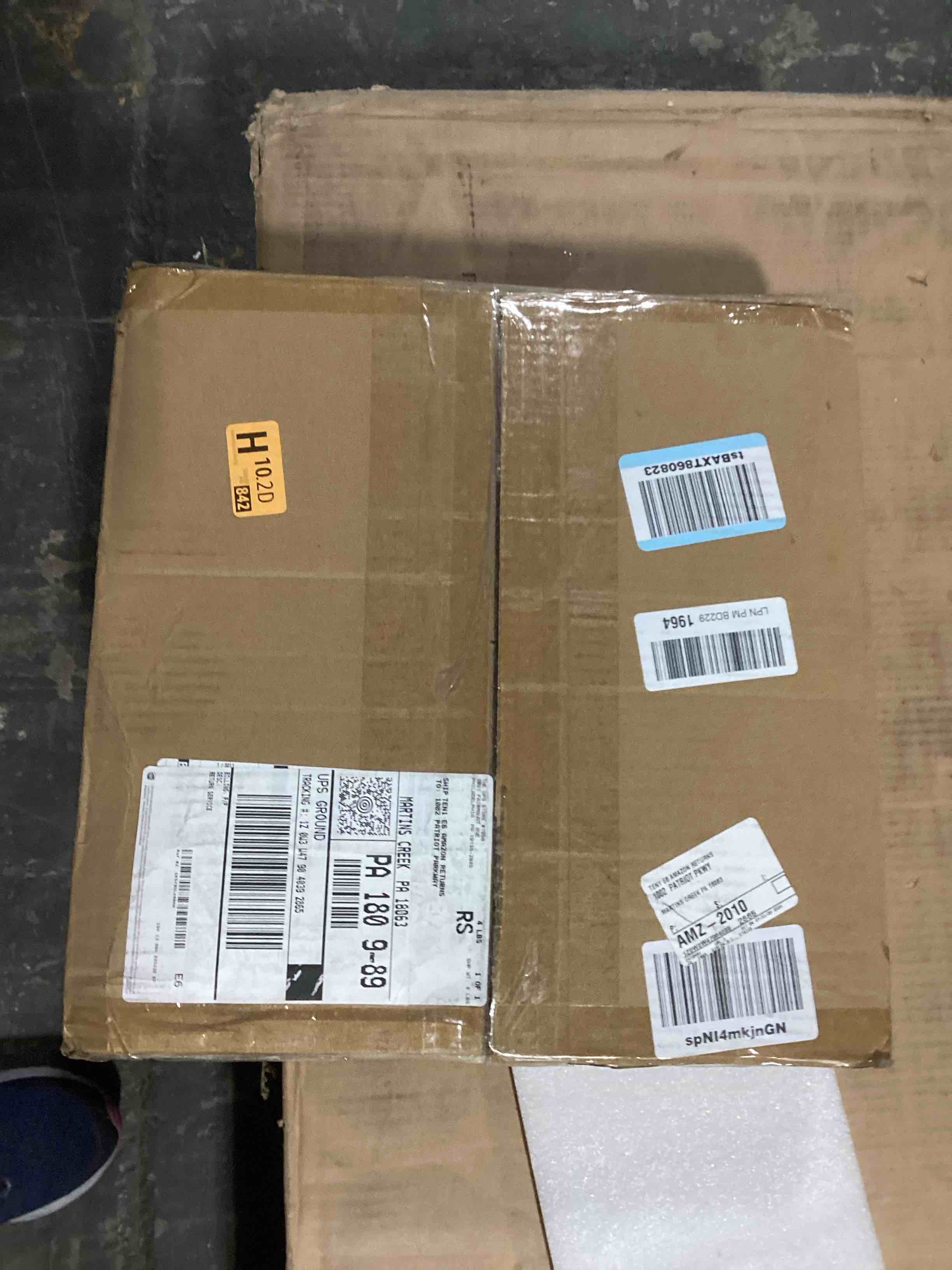 https://s3.amazonaws.com/lotting-images-prod/bidfta/PNK0450994_1731682063276.jpeg