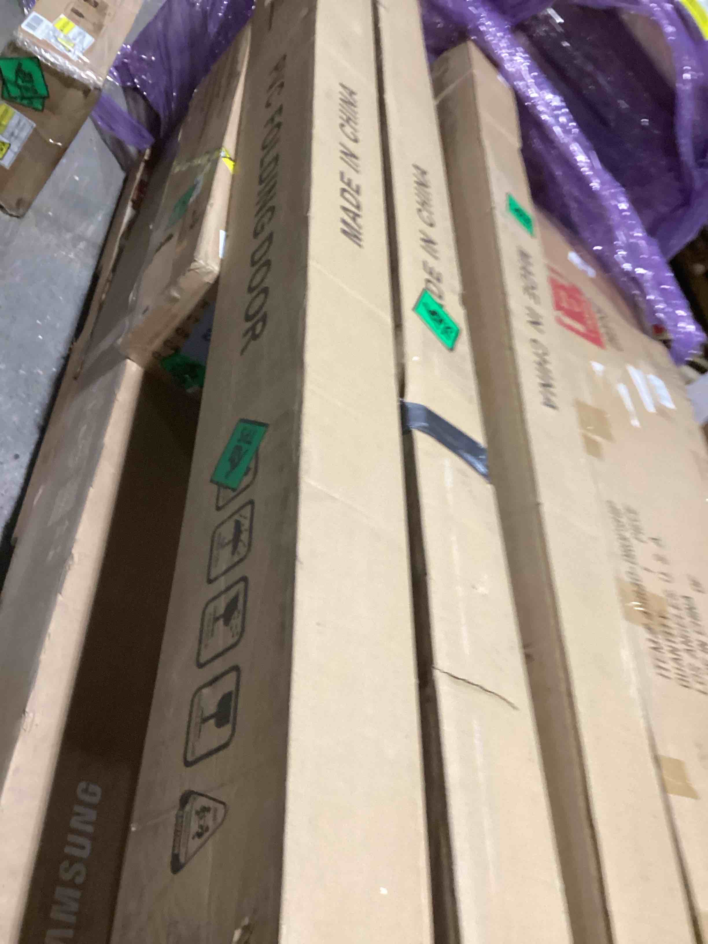 https://s3.amazonaws.com/lotting-images-prod/bidfta/PNK0451976_1730472798754.jpeg