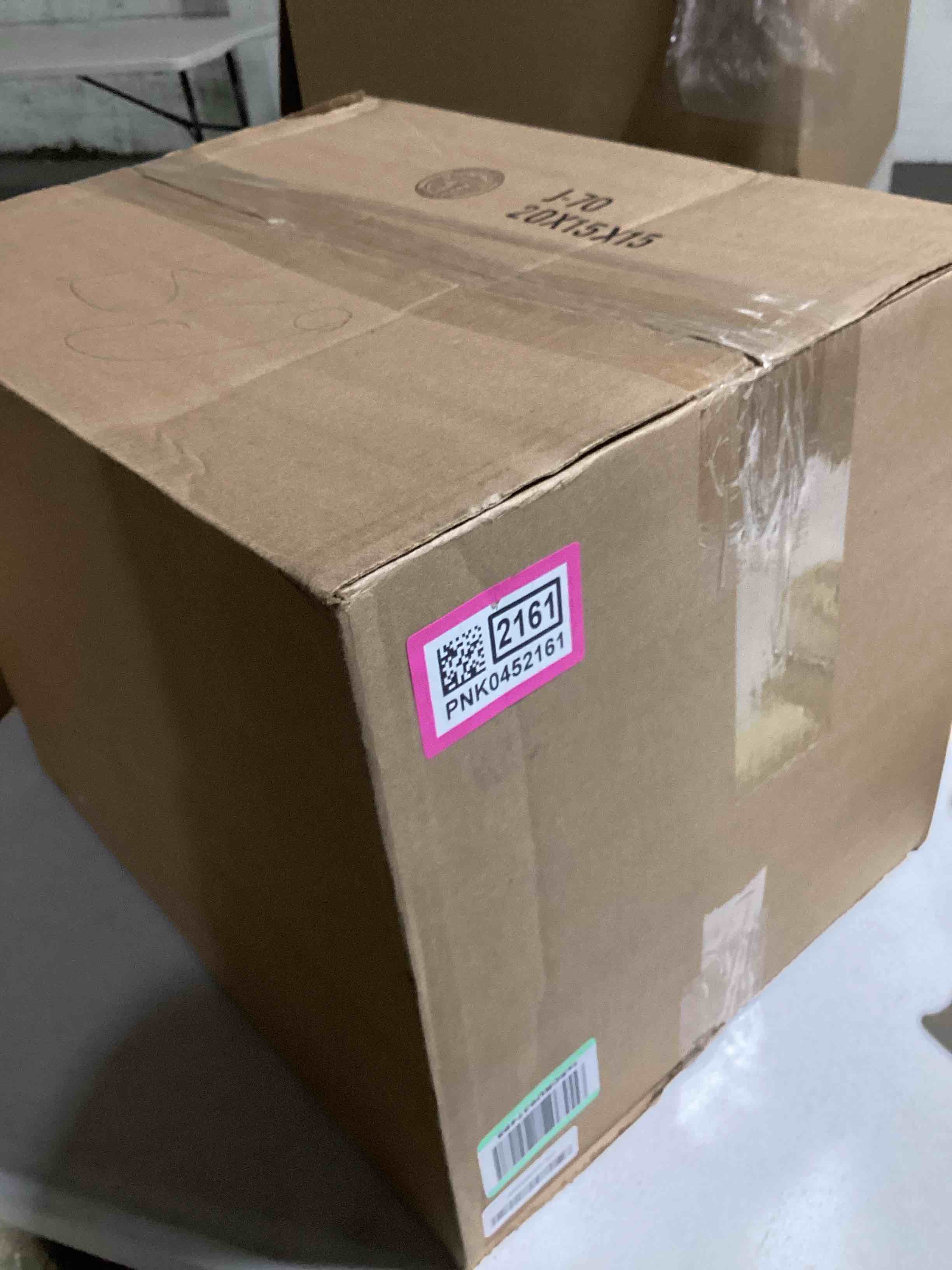 https://s3.amazonaws.com/lotting-images-prod/bidfta/PNK0452161_1730290366085.jpeg