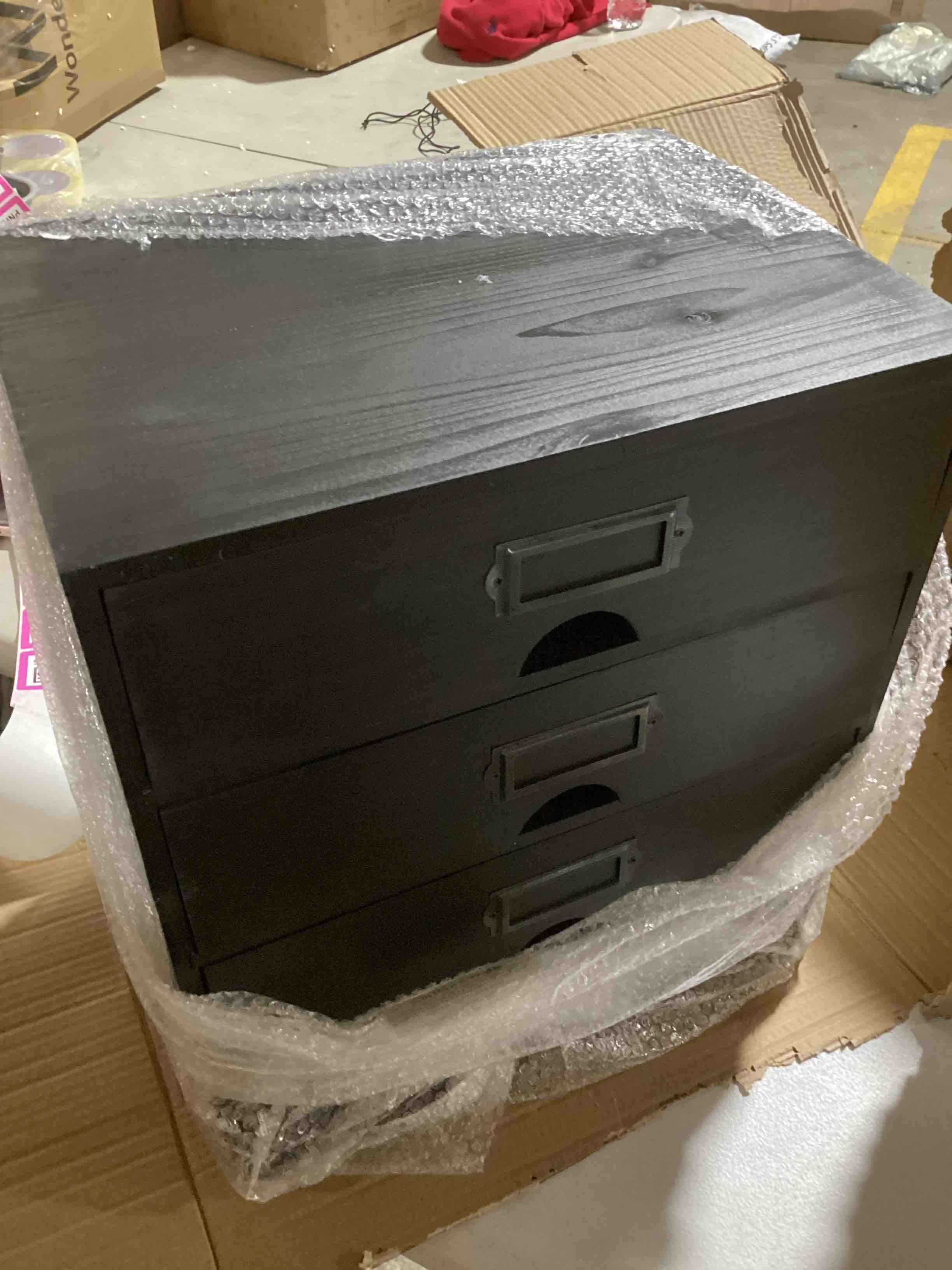 https://s3.amazonaws.com/lotting-images-prod/bidfta/PNK0452376_1730137028475.jpeg
