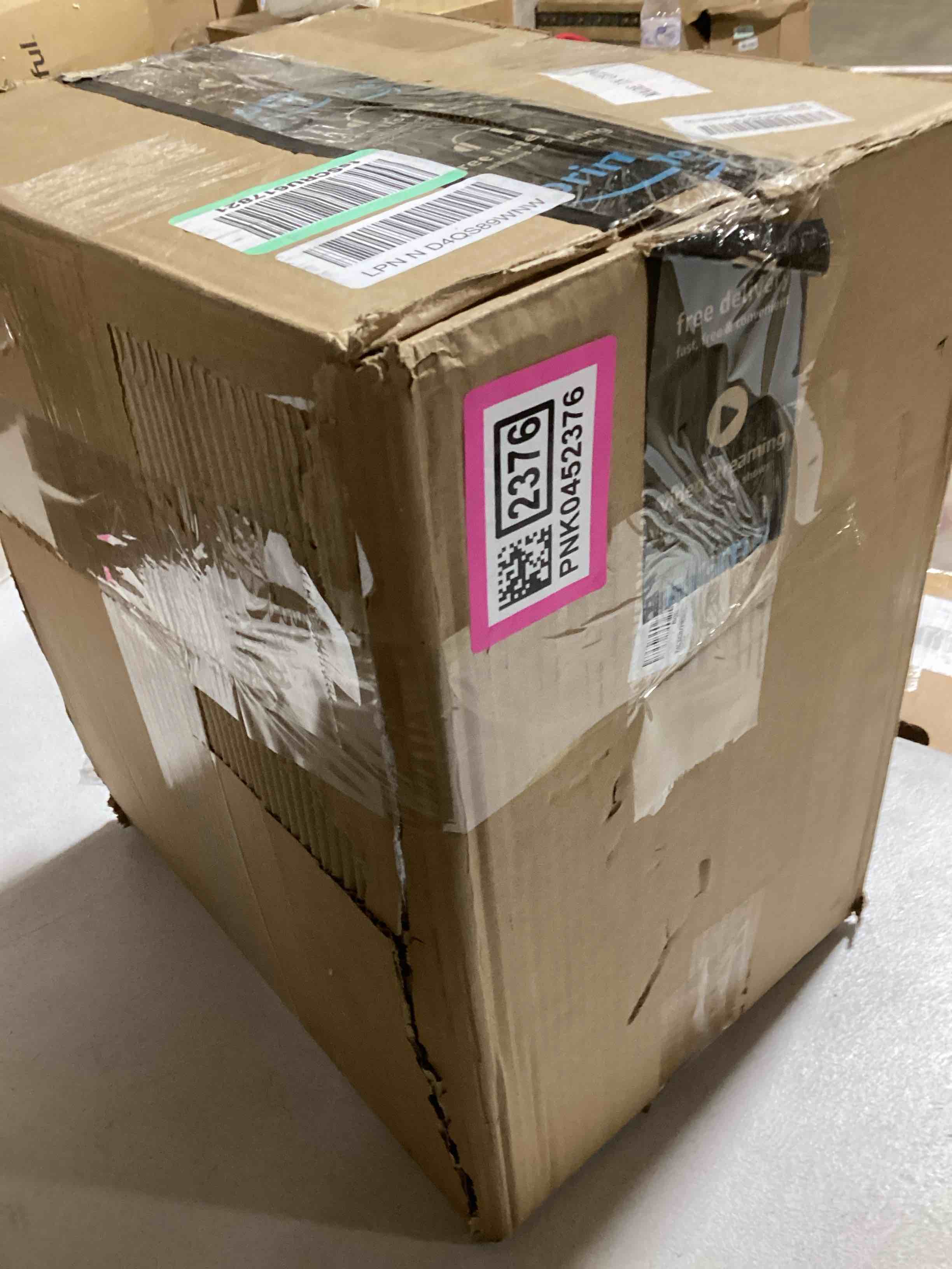 https://s3.amazonaws.com/lotting-images-prod/bidfta/PNK0452376_1730137205481.jpeg