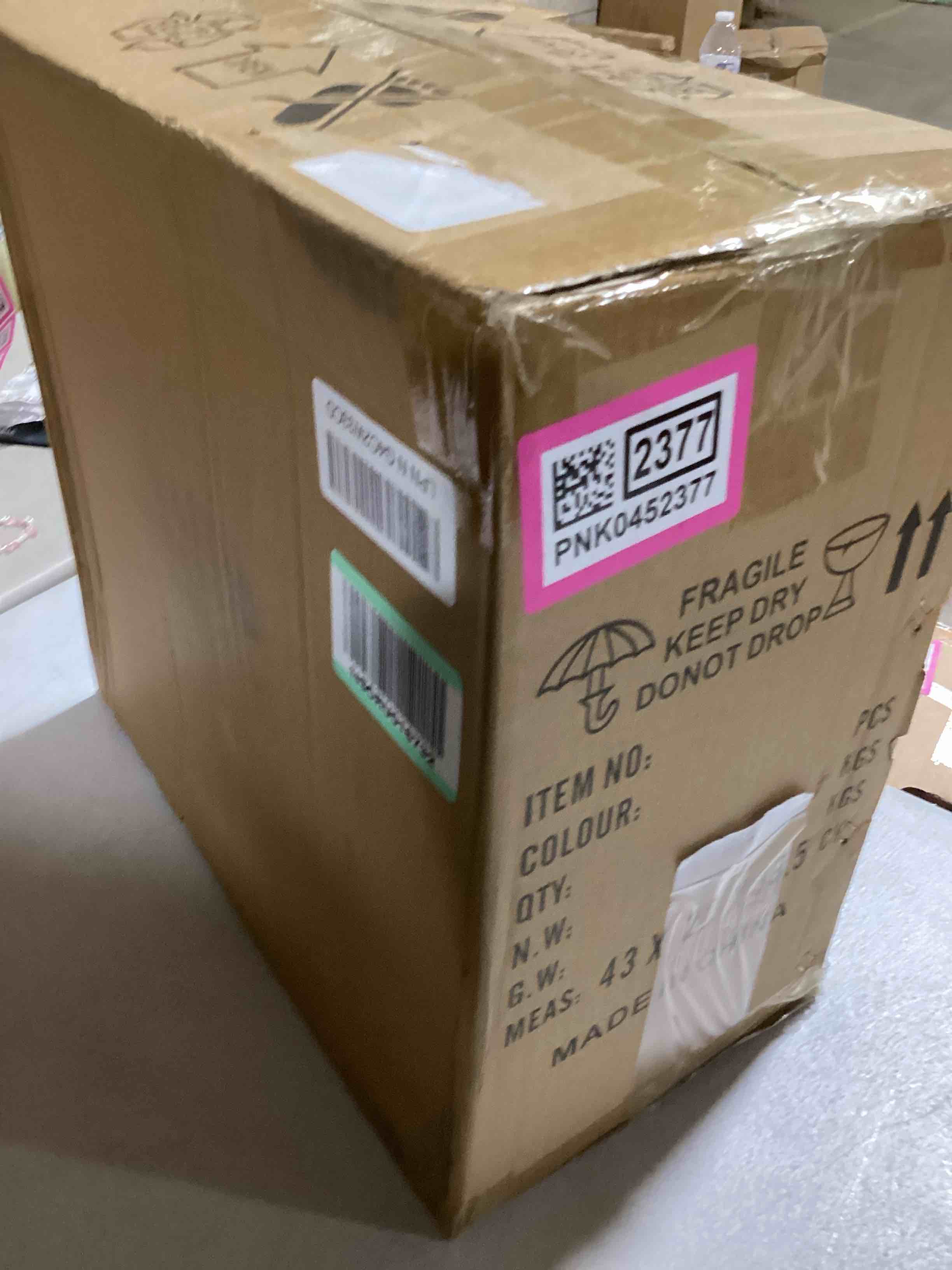https://s3.amazonaws.com/lotting-images-prod/bidfta/PNK0452377_1730136980726.jpeg