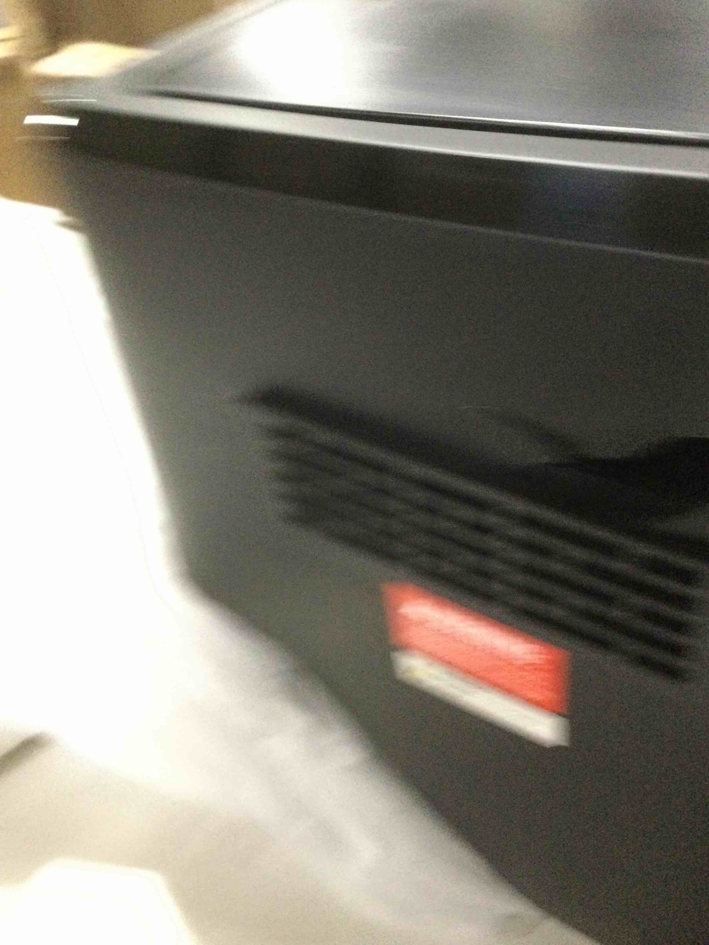 https://s3.amazonaws.com/lotting-images-prod/bidfta/PNK0454144_1731681494039.jpeg