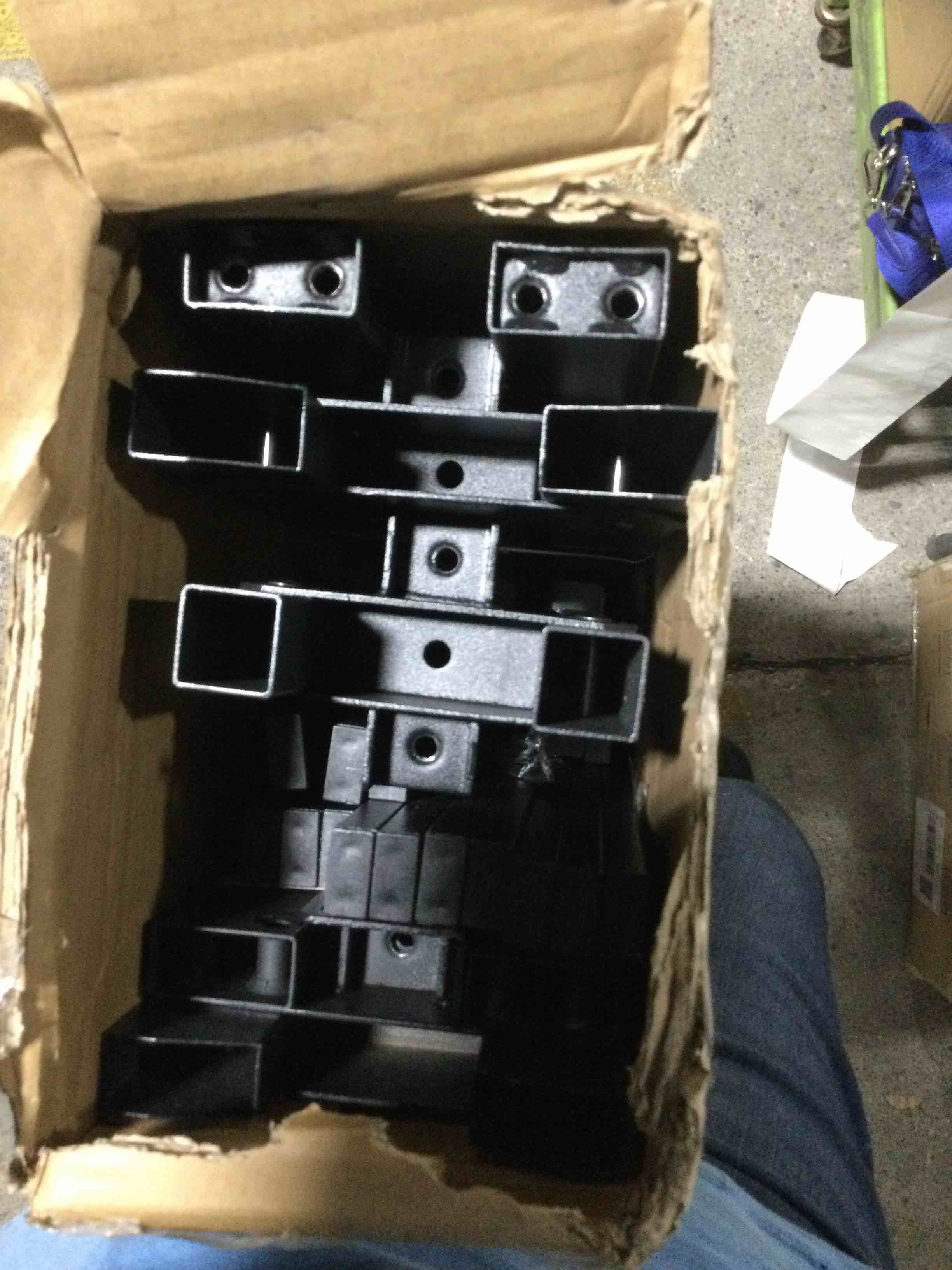 https://s3.amazonaws.com/lotting-images-prod/bidfta/PNK0454628_1730922275620.jpeg