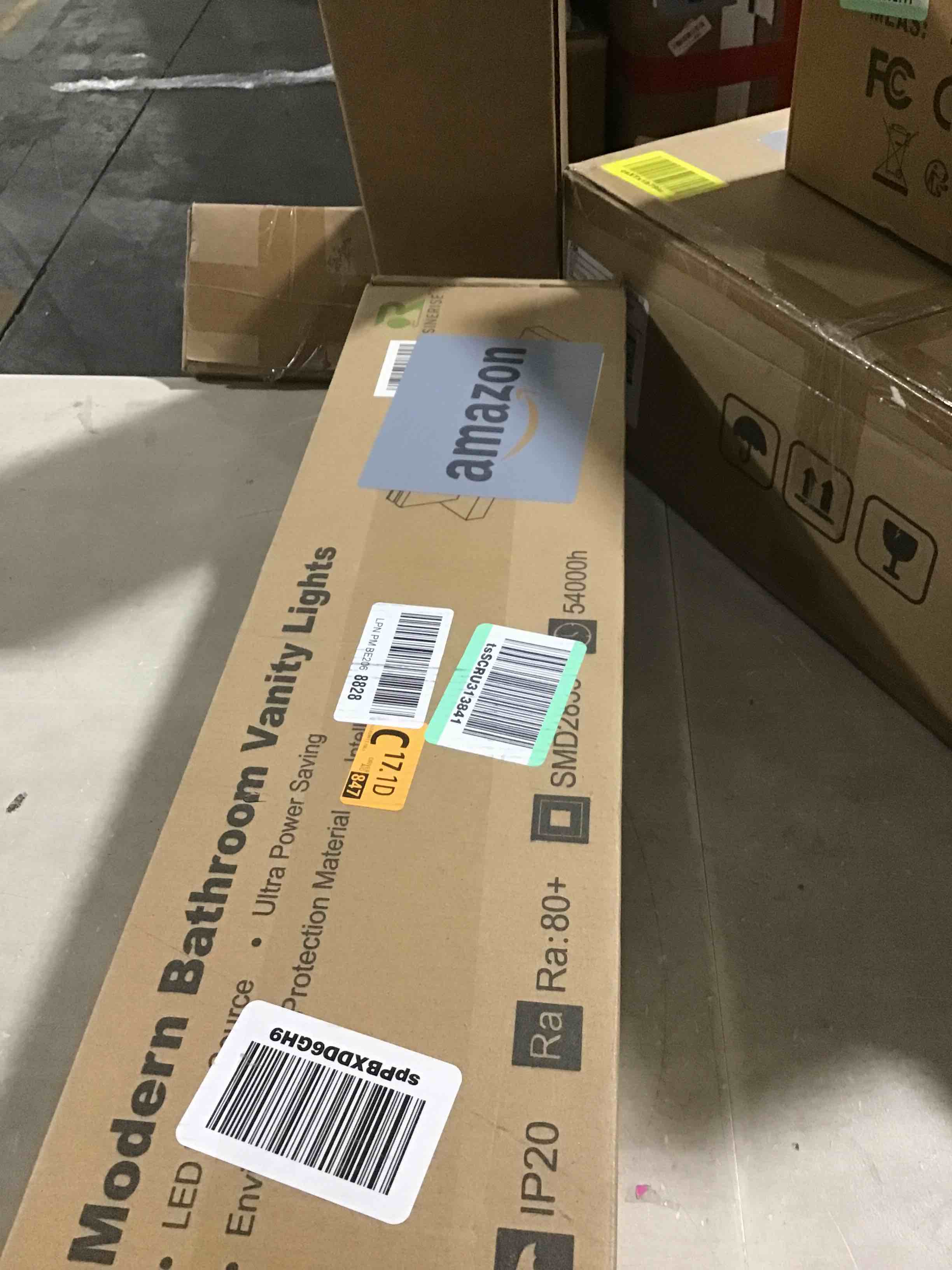 https://s3.amazonaws.com/lotting-images-prod/bidfta/PNK0454757_1730831803898.jpeg