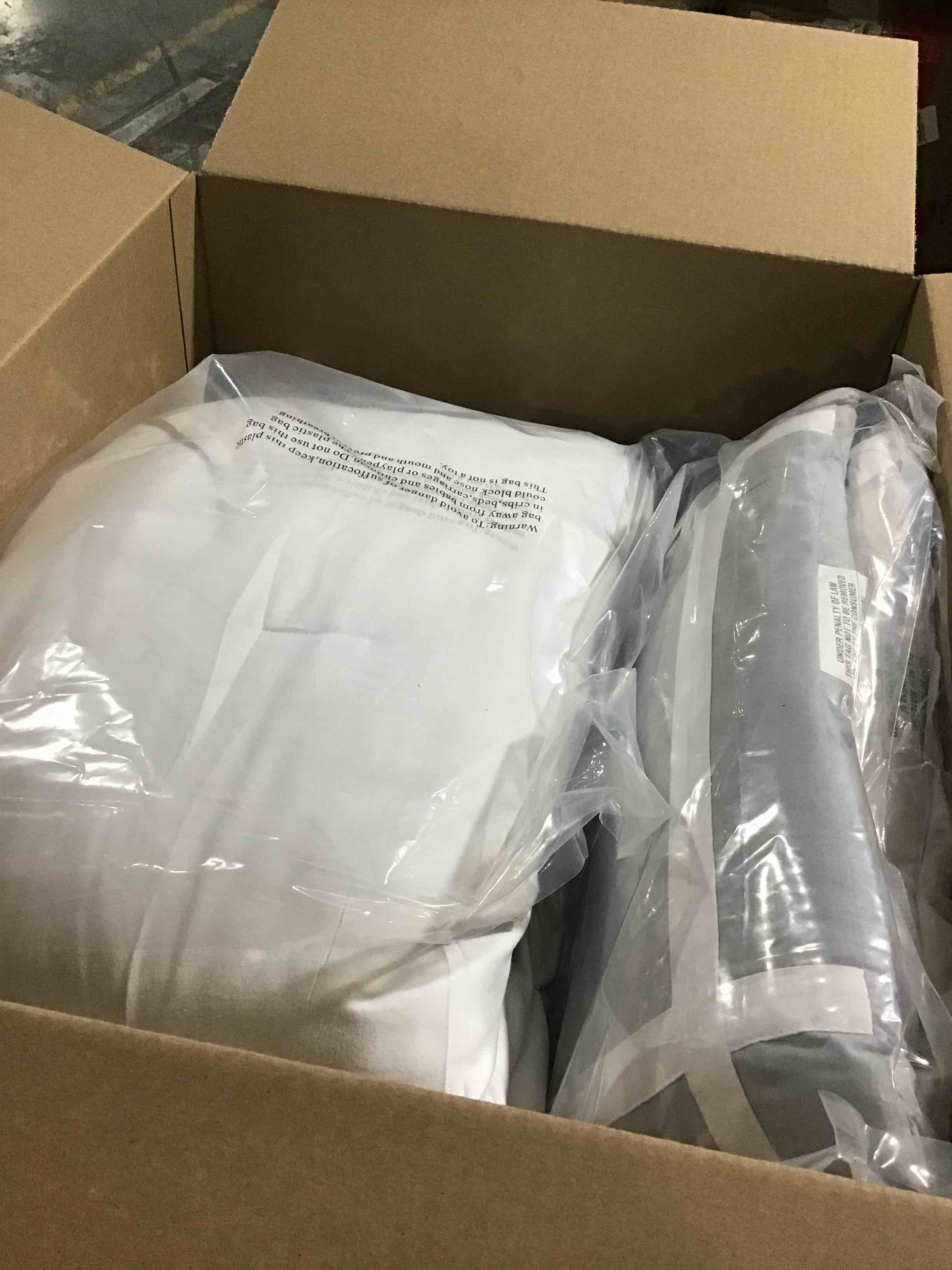 https://s3.amazonaws.com/lotting-images-prod/bidfta/PNK0454760_1730831722125.jpeg