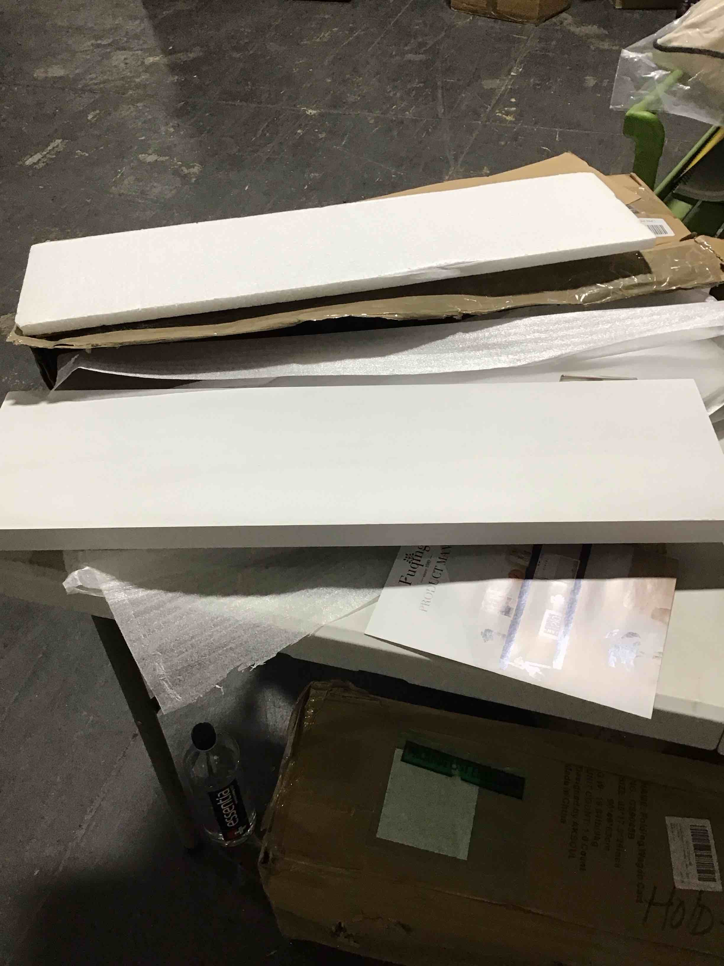 https://s3.amazonaws.com/lotting-images-prod/bidfta/PNK0454926_1730755210605.jpeg