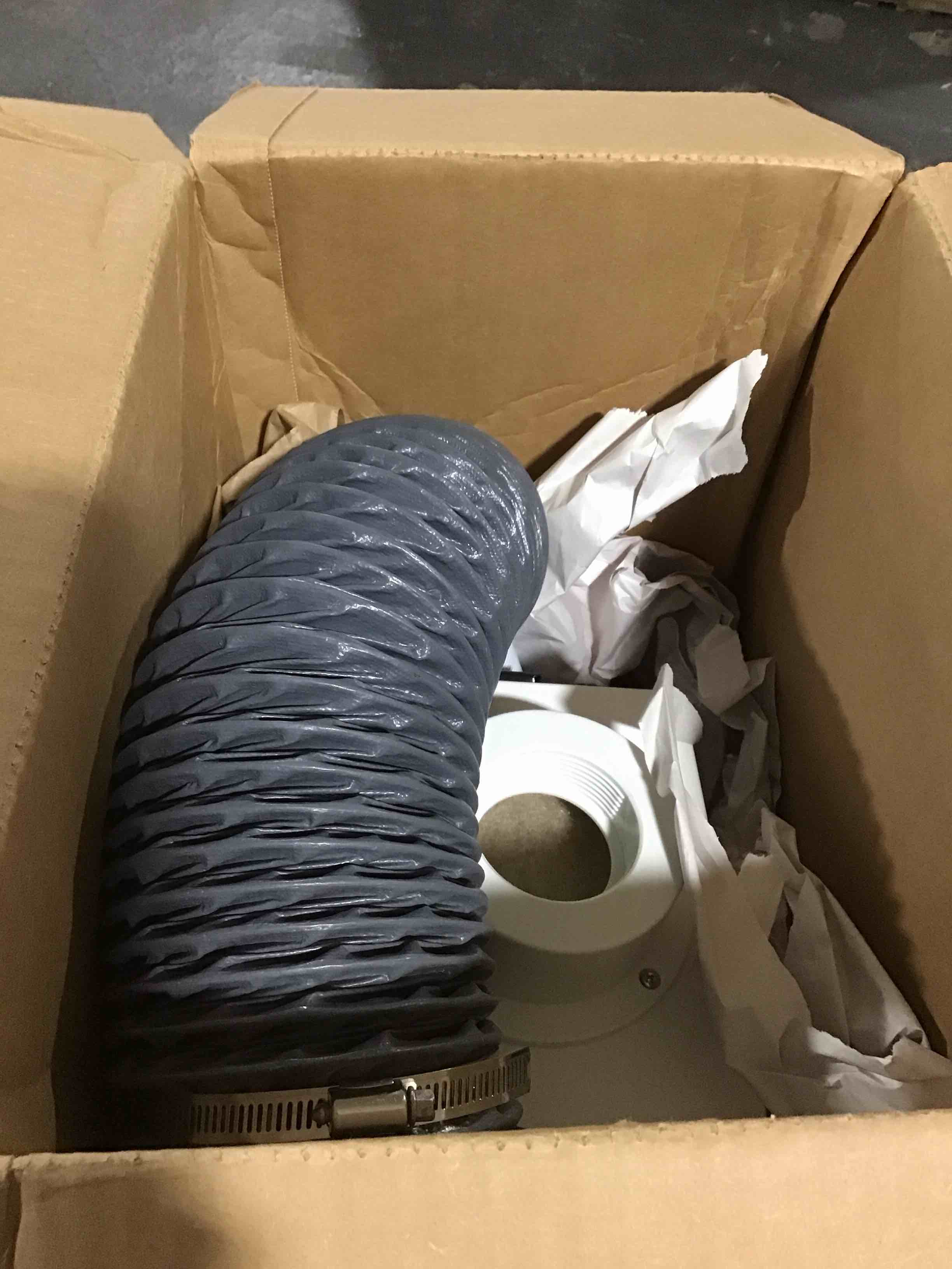 https://s3.amazonaws.com/lotting-images-prod/bidfta/PNK0455211_1730308675374.jpeg
