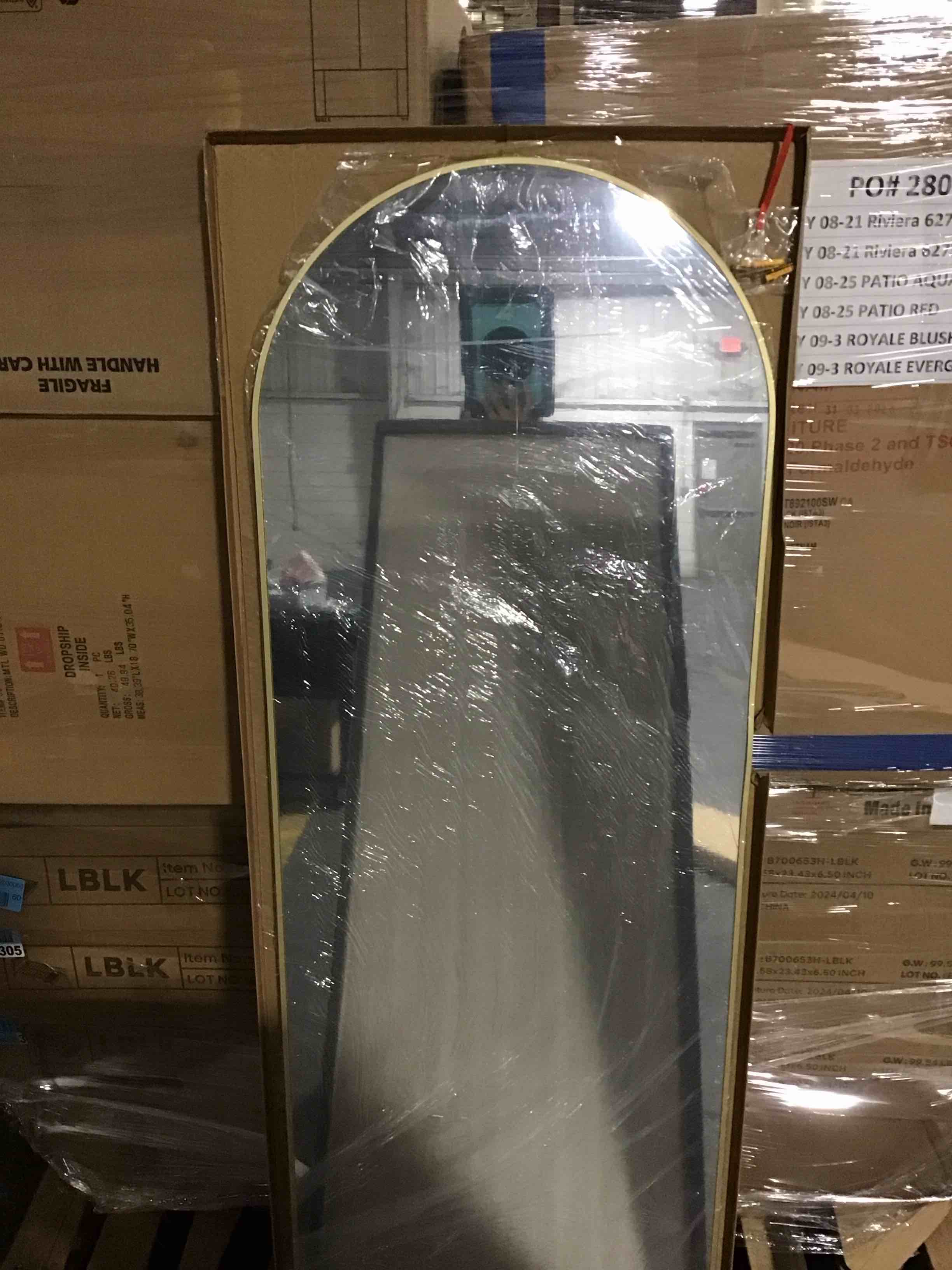 https://s3.amazonaws.com/lotting-images-prod/bidfta/PNK0455440_1729944248527.jpeg