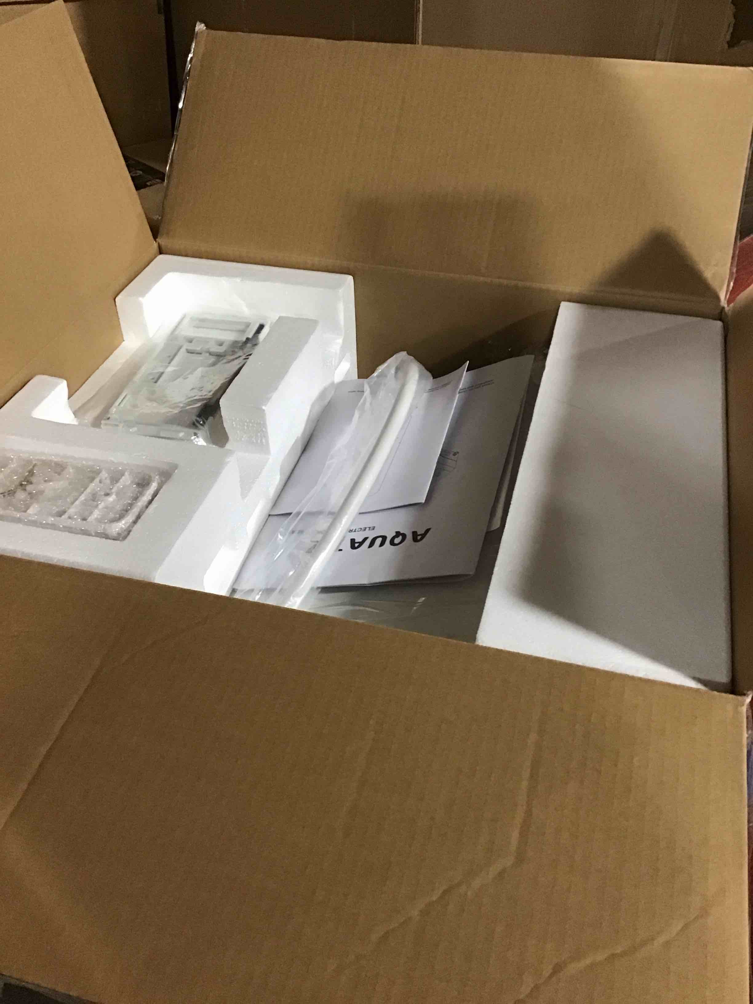 https://s3.amazonaws.com/lotting-images-prod/bidfta/PNK0455581_1729773002482.jpeg