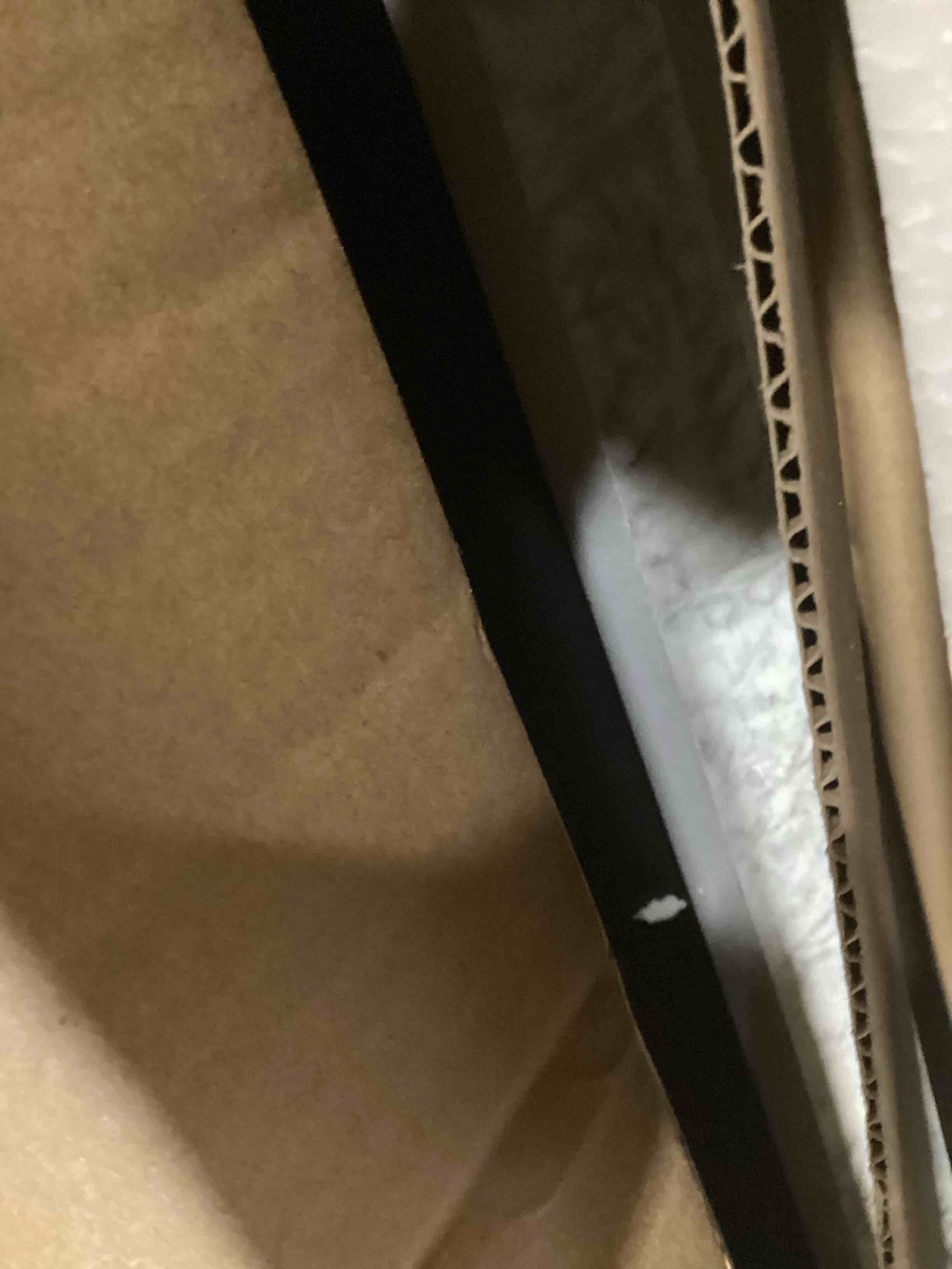 https://s3.amazonaws.com/lotting-images-prod/bidfta/PNK0456847_1730201858313.jpeg