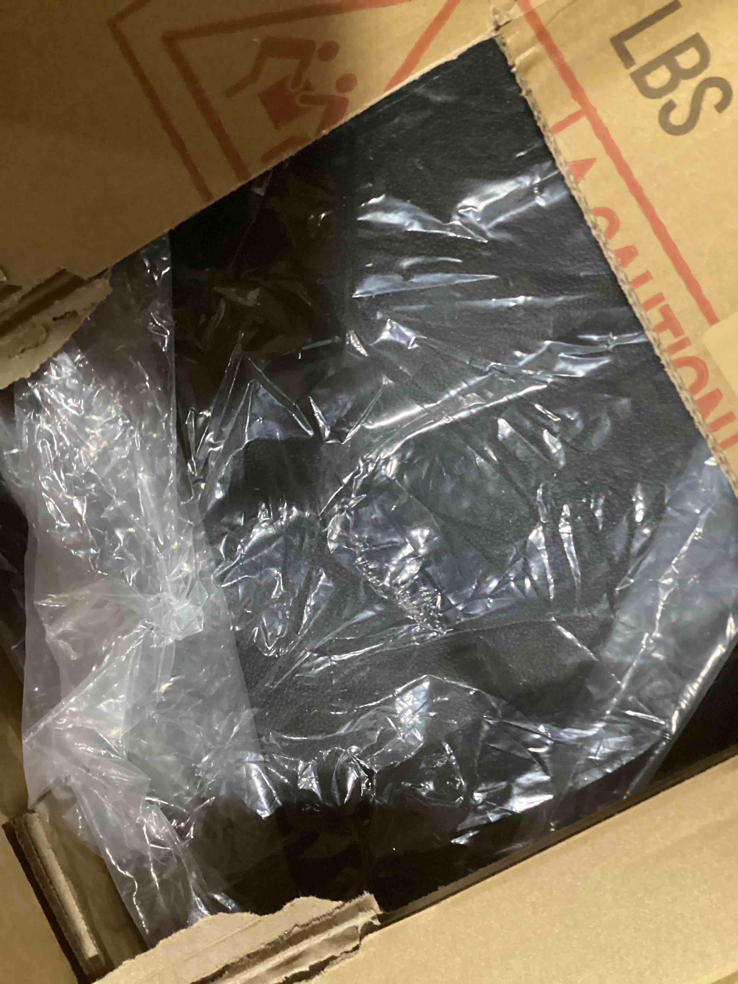 https://s3.amazonaws.com/lotting-images-prod/bidfta/PNK0456852_1730200985728.jpeg