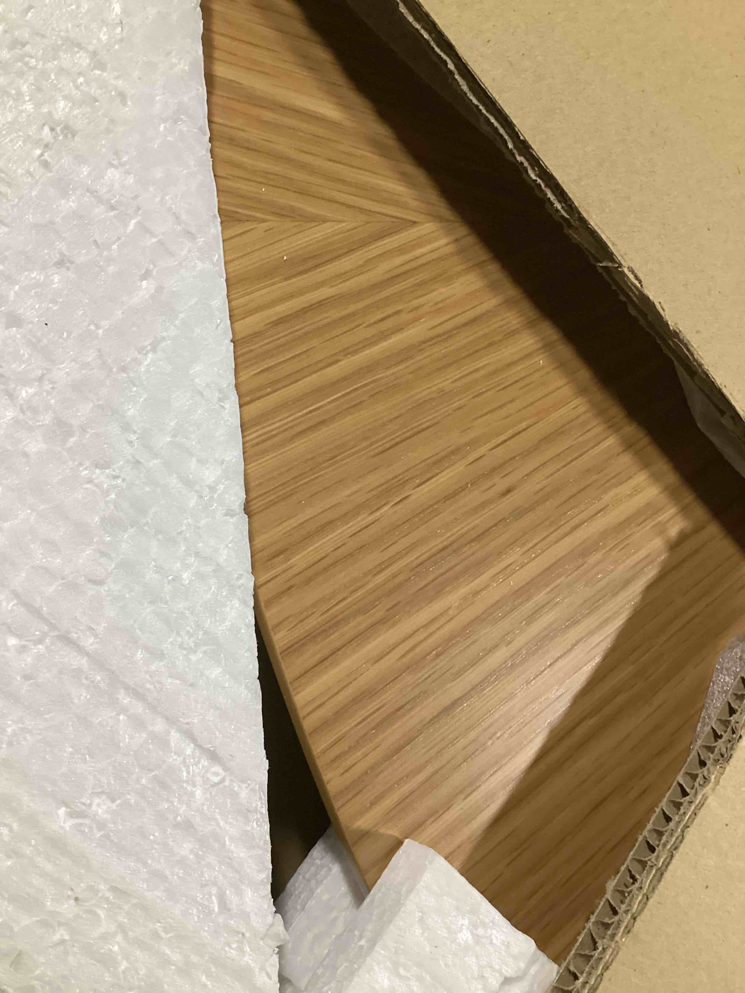 https://s3.amazonaws.com/lotting-images-prod/bidfta/PNK0457094_1729795302271.jpeg