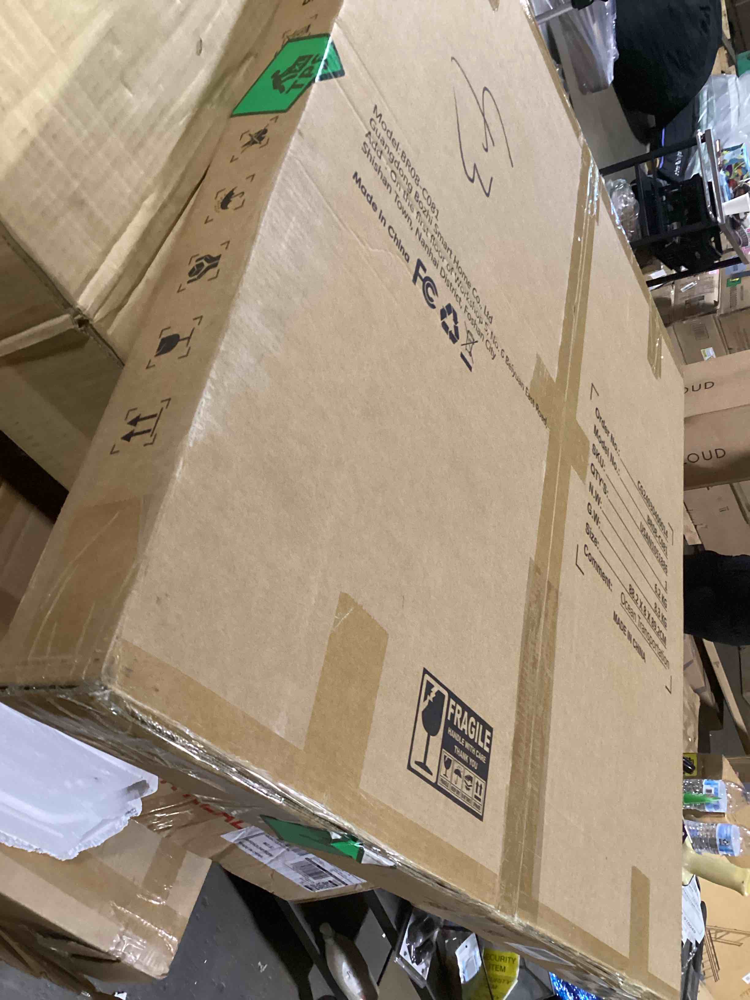 https://s3.amazonaws.com/lotting-images-prod/bidfta/PNK0457109_1729789729743.jpeg