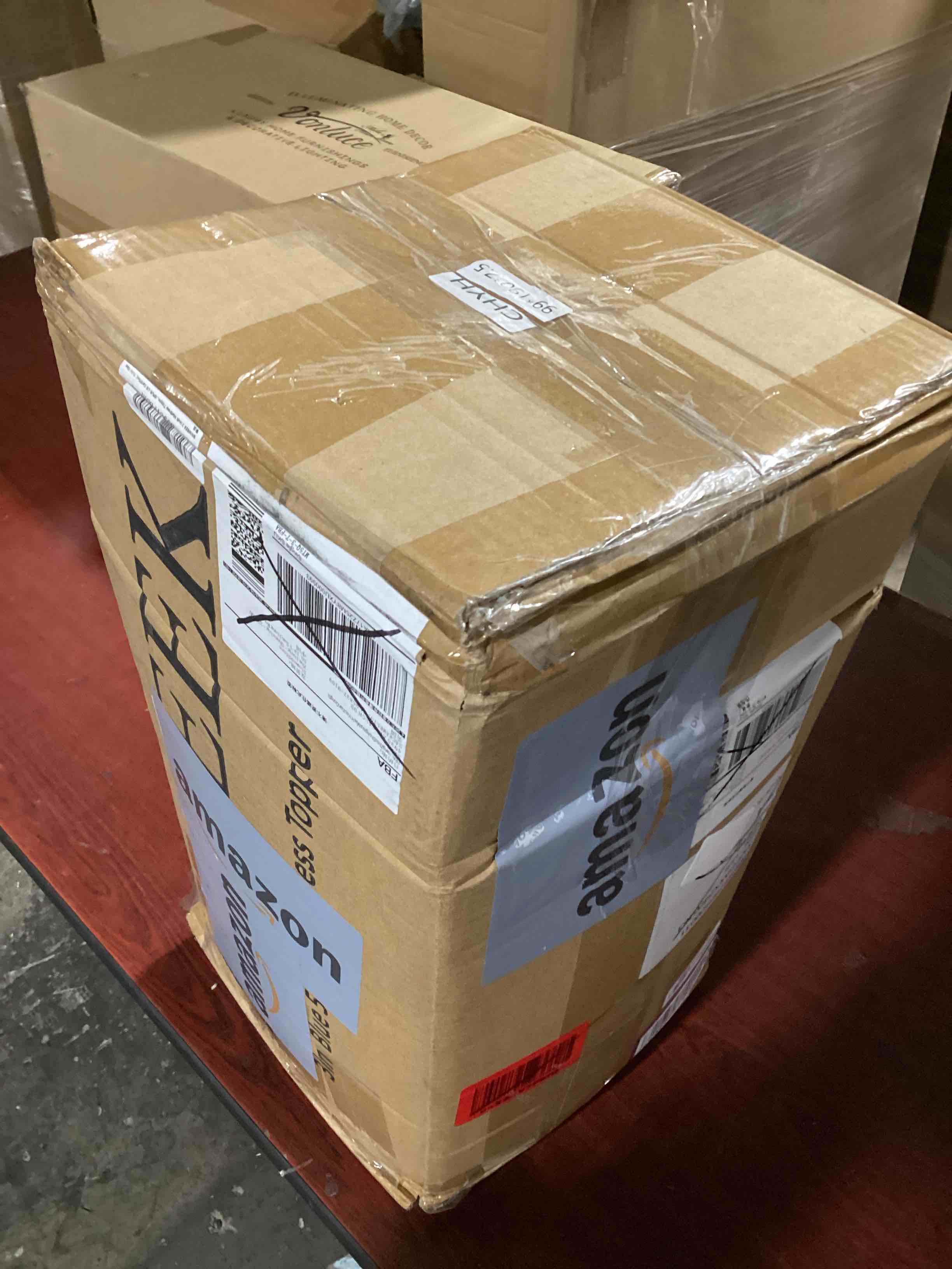 https://s3.amazonaws.com/lotting-images-prod/bidfta/PNK0457200_1729771136144.jpeg