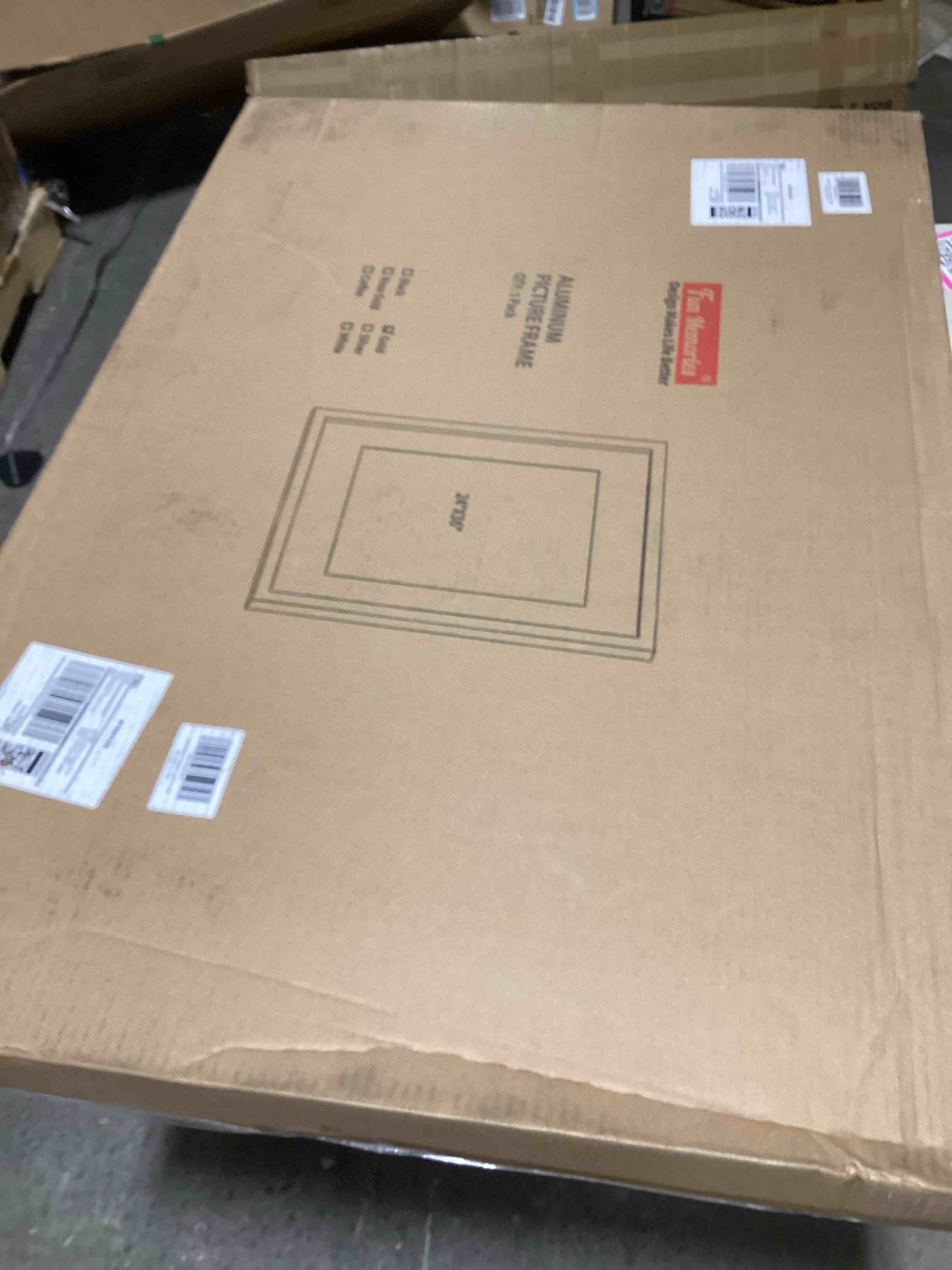 https://s3.amazonaws.com/lotting-images-prod/bidfta/PNK0457305_1729690348664.jpeg