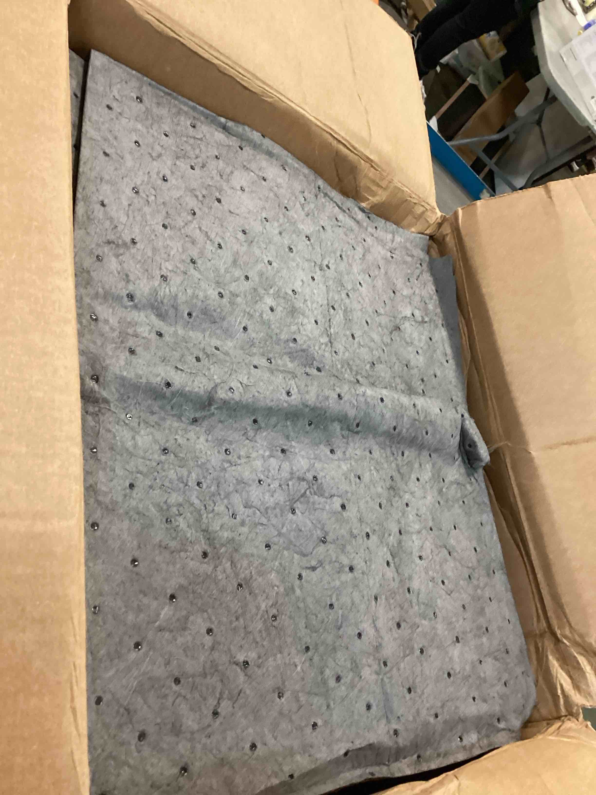 https://s3.amazonaws.com/lotting-images-prod/bidfta/PNK0458287_1729896832649.jpeg