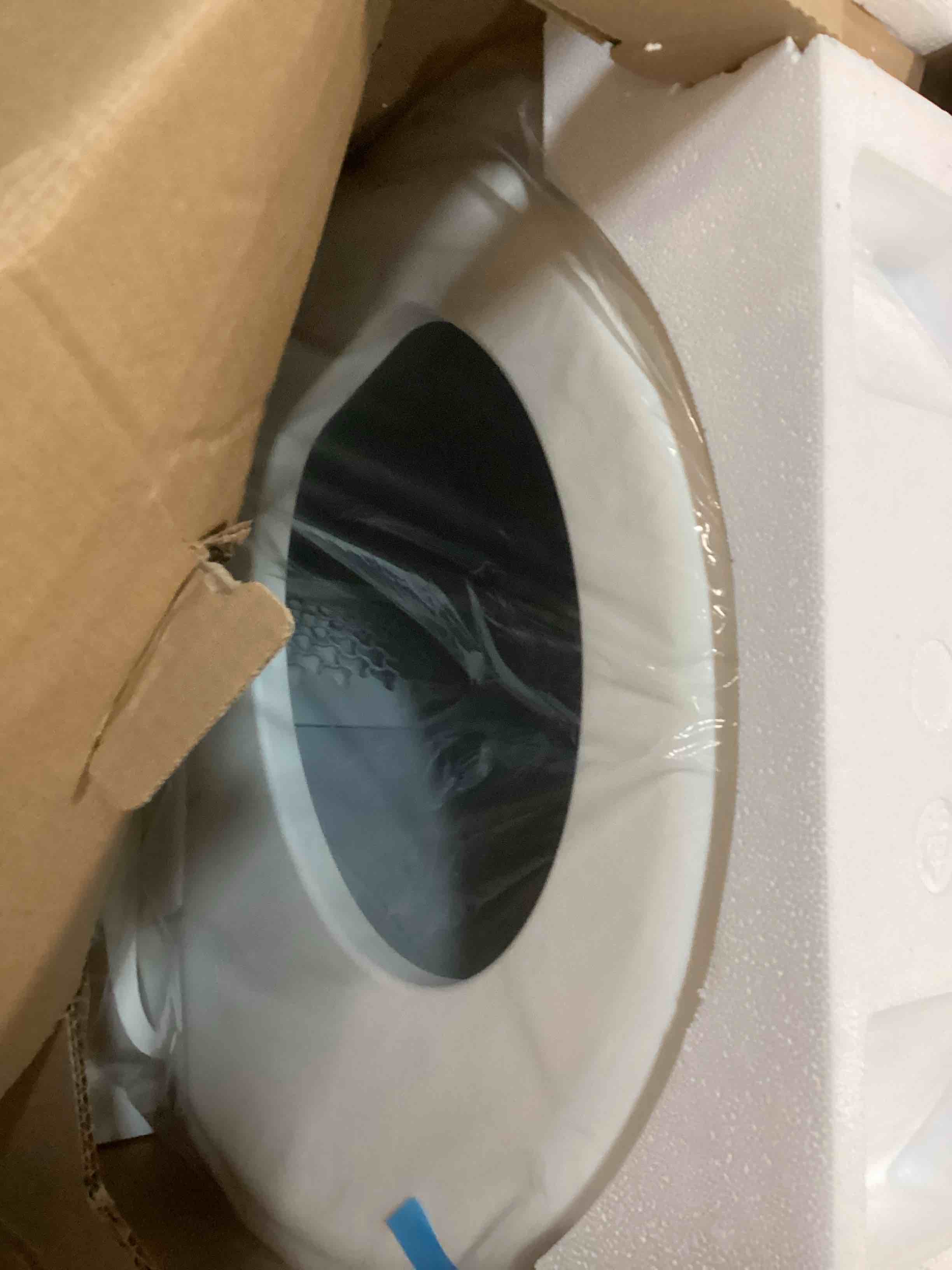 https://s3.amazonaws.com/lotting-images-prod/bidfta/PNK0458723_1729725691377.jpeg