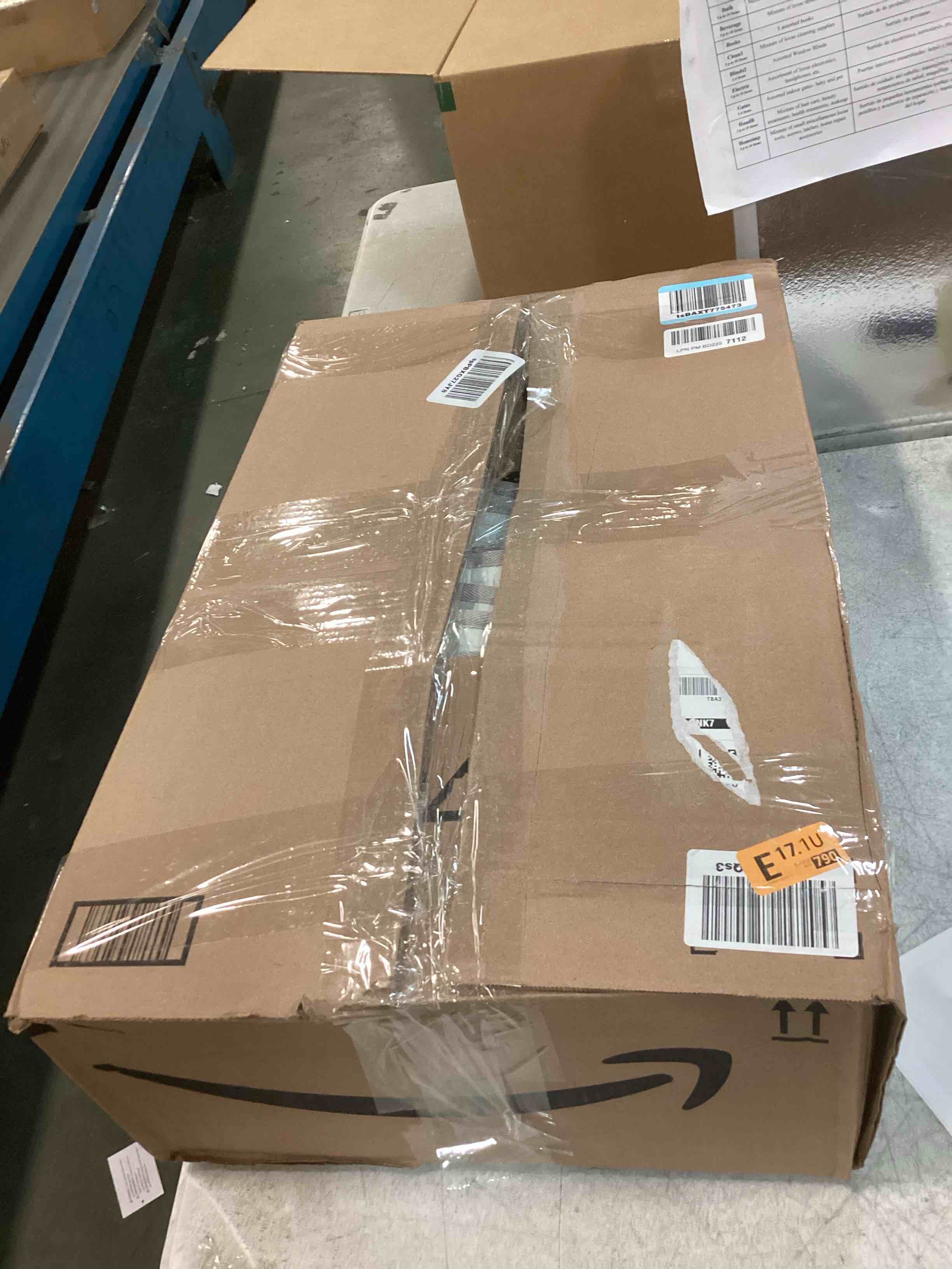 https://s3.amazonaws.com/lotting-images-prod/bidfta/PNK0458823_1729657353822.jpeg