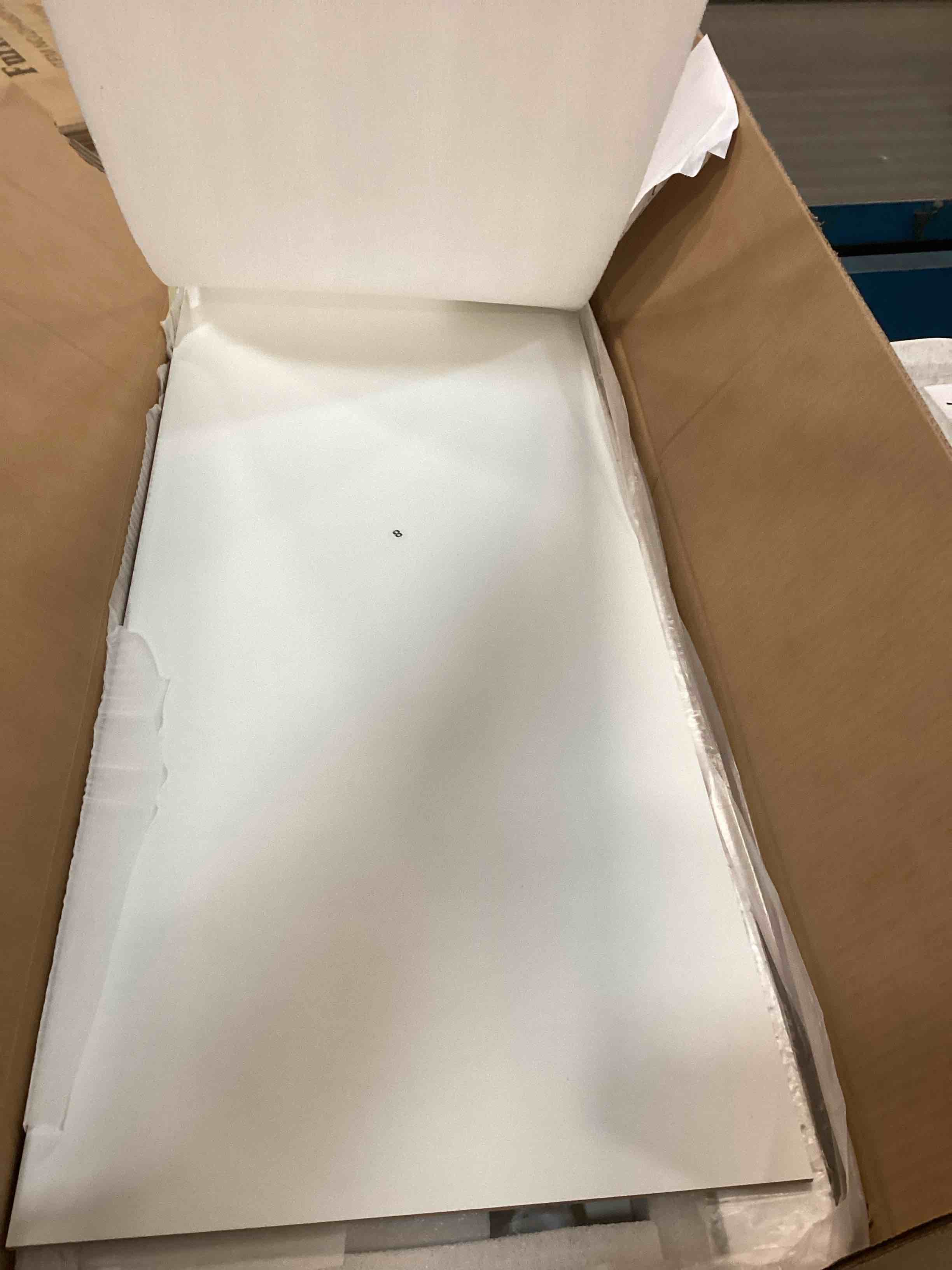 https://s3.amazonaws.com/lotting-images-prod/bidfta/PNK0459564_1729515955174.jpeg