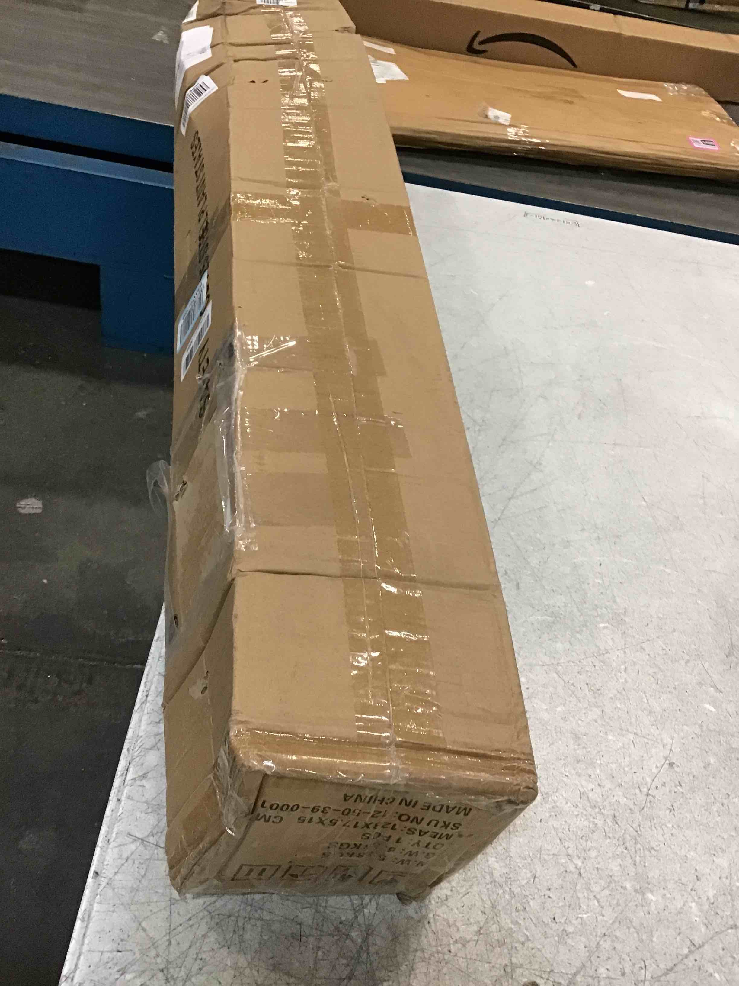 https://s3.amazonaws.com/lotting-images-prod/bidfta/PNK0459685_1729336603713.jpeg
