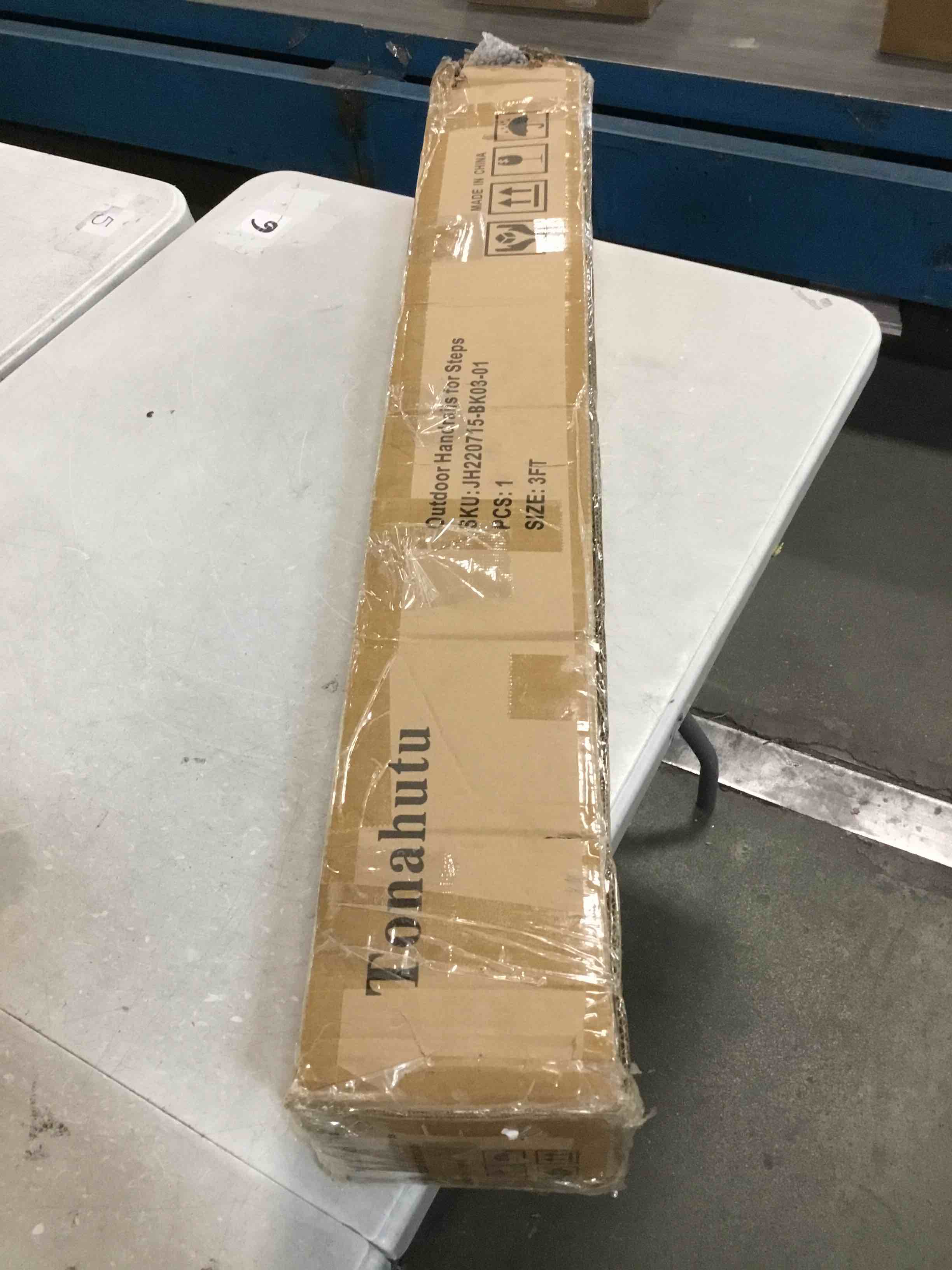 https://s3.amazonaws.com/lotting-images-prod/bidfta/PNK0461289_1729807253527.jpeg