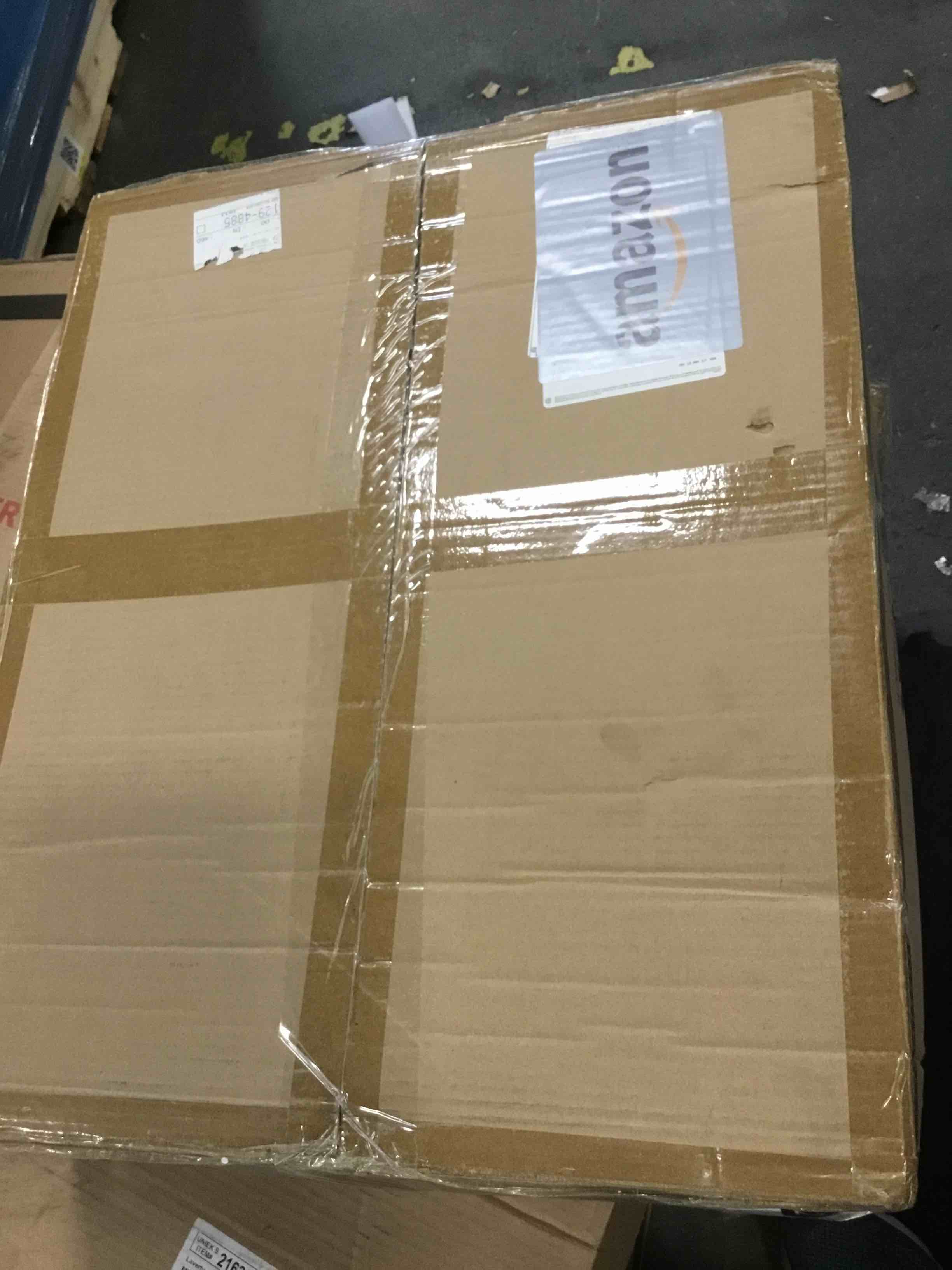 https://s3.amazonaws.com/lotting-images-prod/bidfta/PNK0462895_1729880025352.jpeg