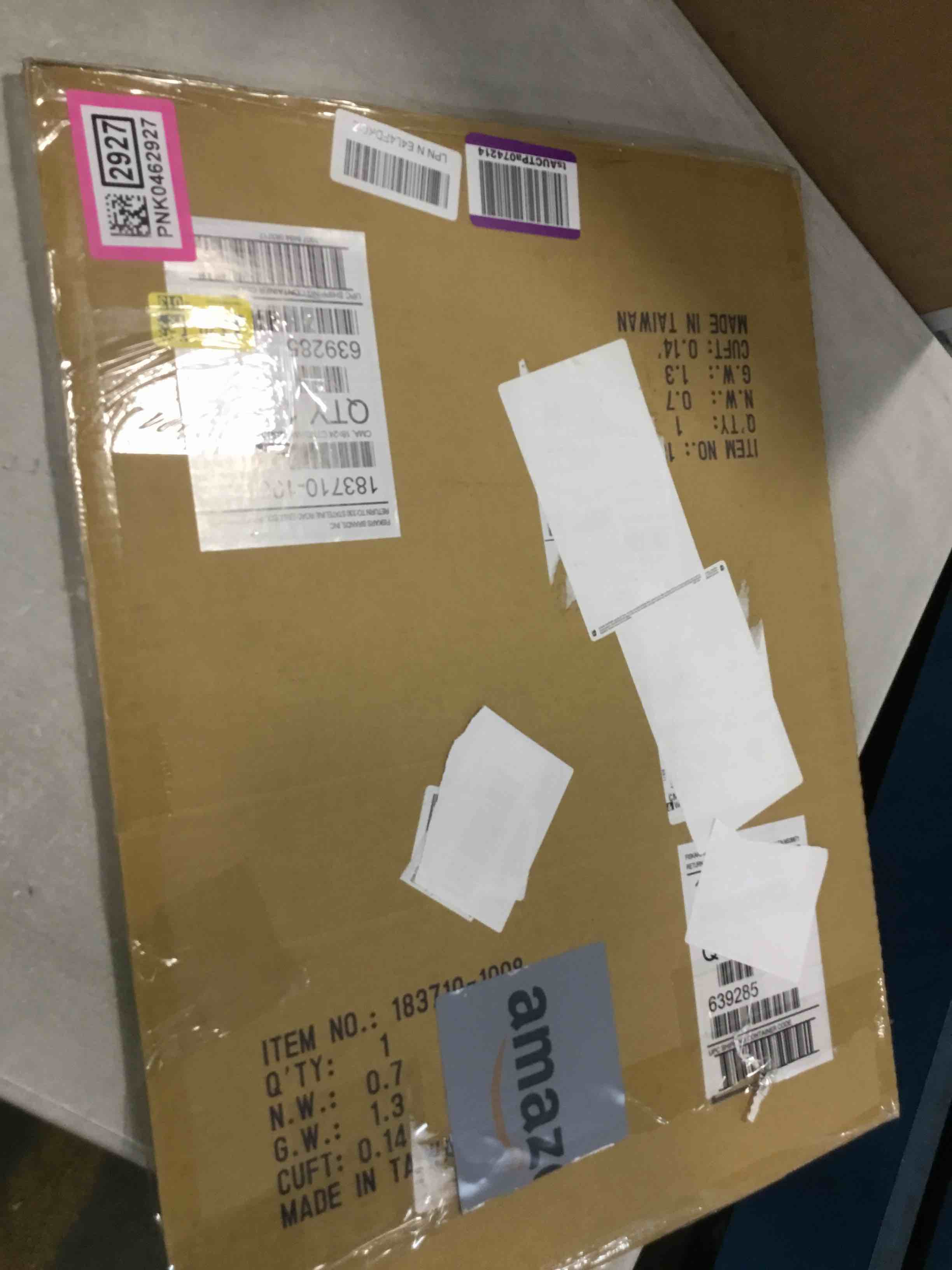 https://s3.amazonaws.com/lotting-images-prod/bidfta/PNK0462927_1729876785881.jpeg