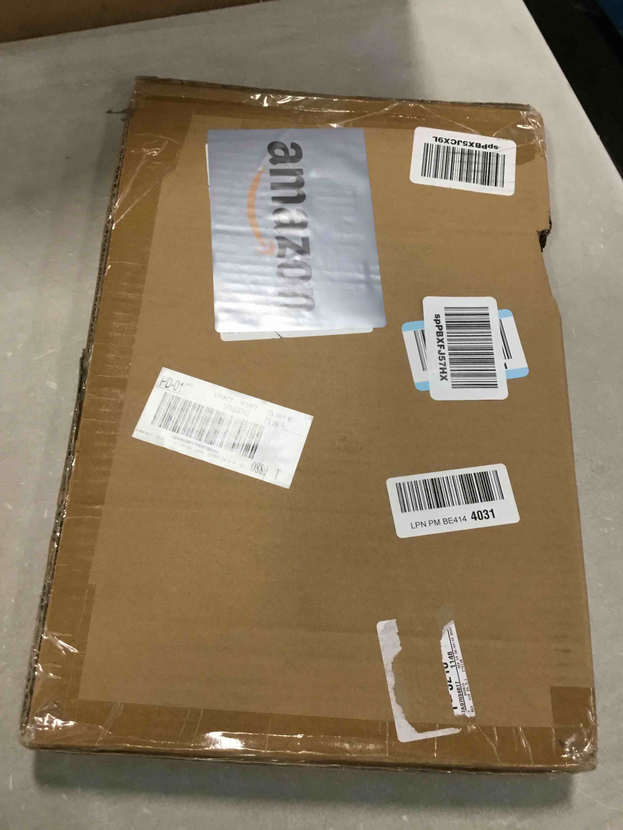 https://s3.amazonaws.com/lotting-images-prod/bidfta/PNK0462996_1729868917943.jpeg
