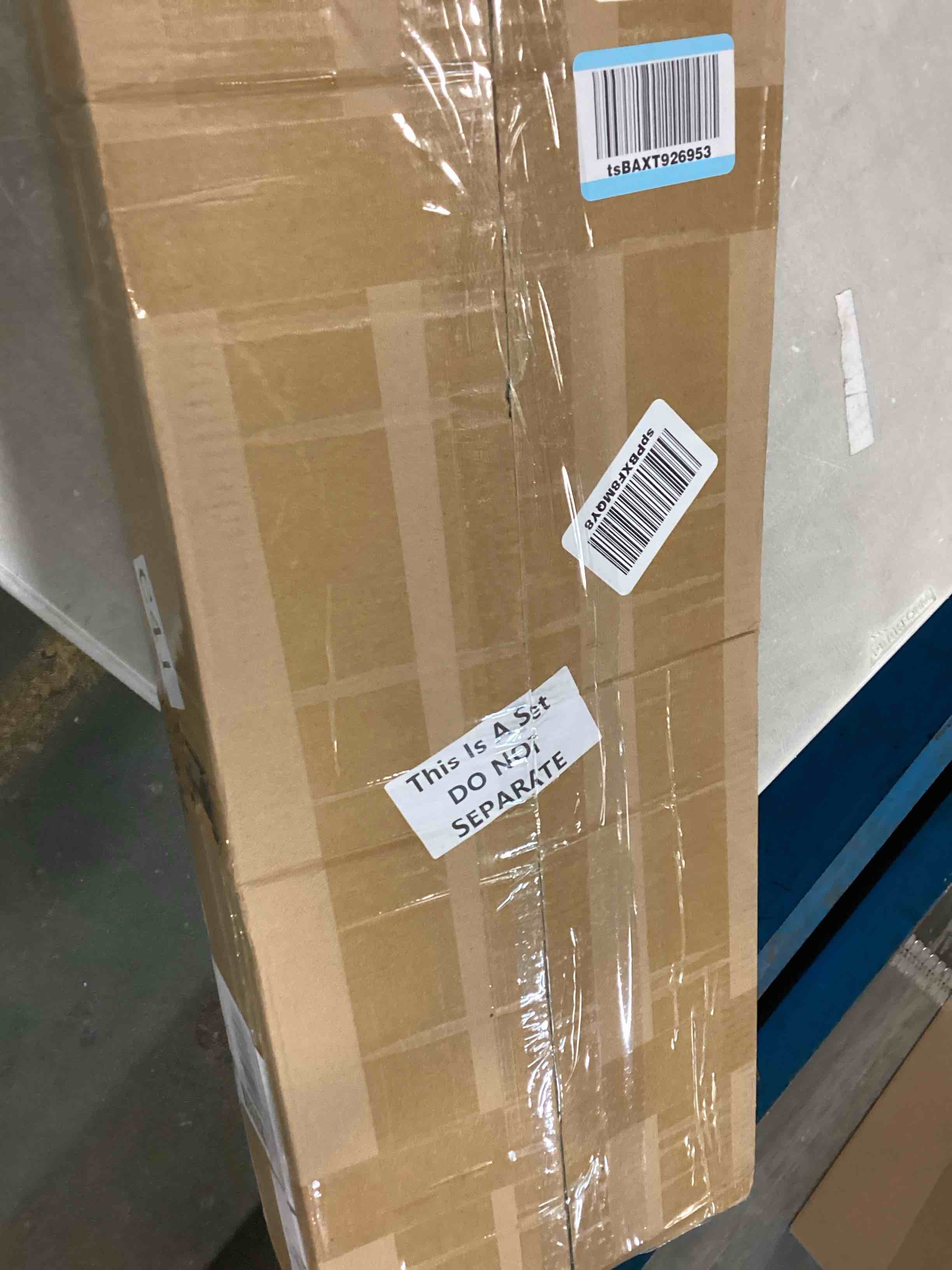 https://s3.amazonaws.com/lotting-images-prod/bidfta/PNK0463391_1729742906613.jpeg