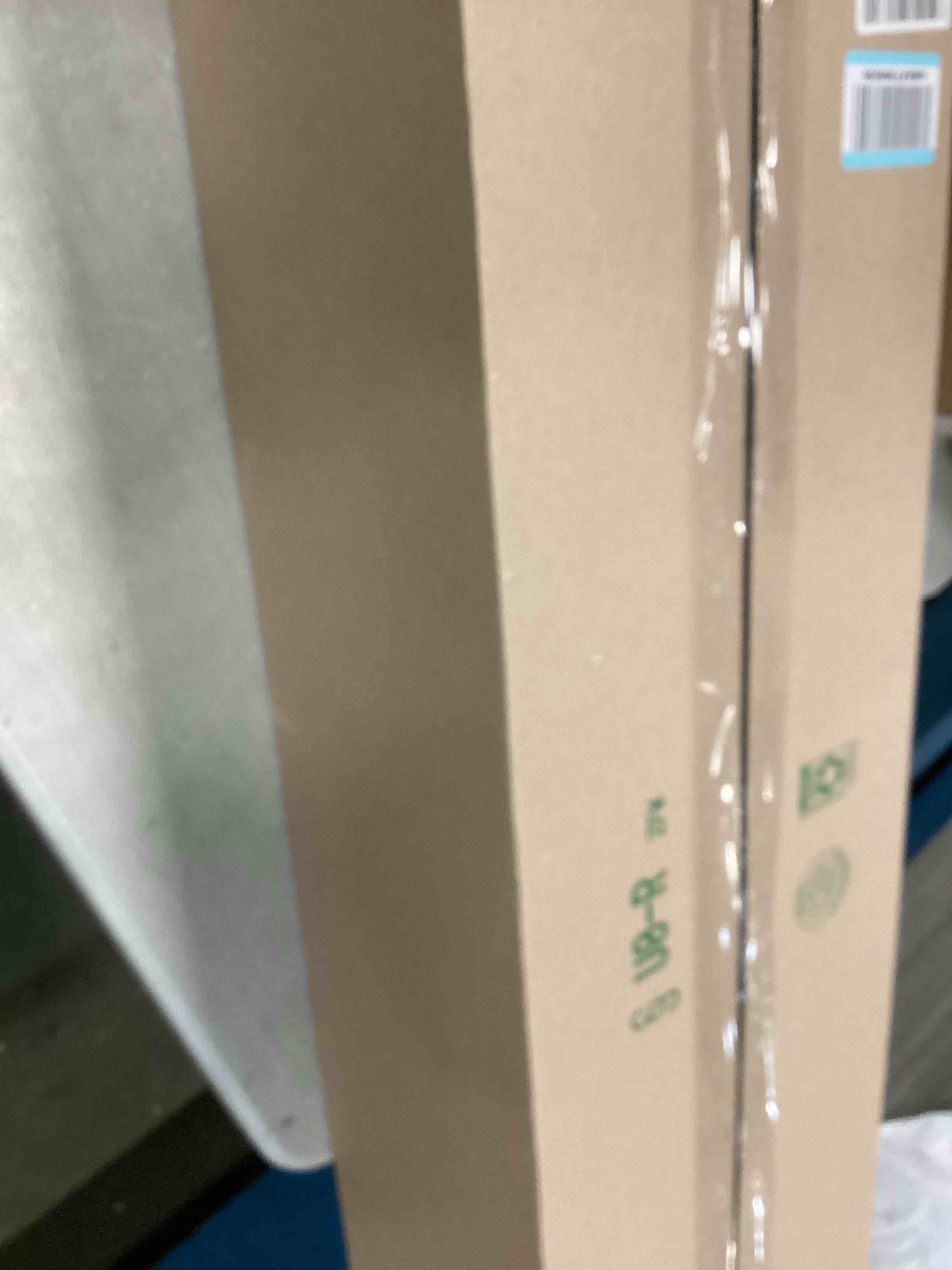 https://s3.amazonaws.com/lotting-images-prod/bidfta/PNK0463844_1729563793732.jpeg