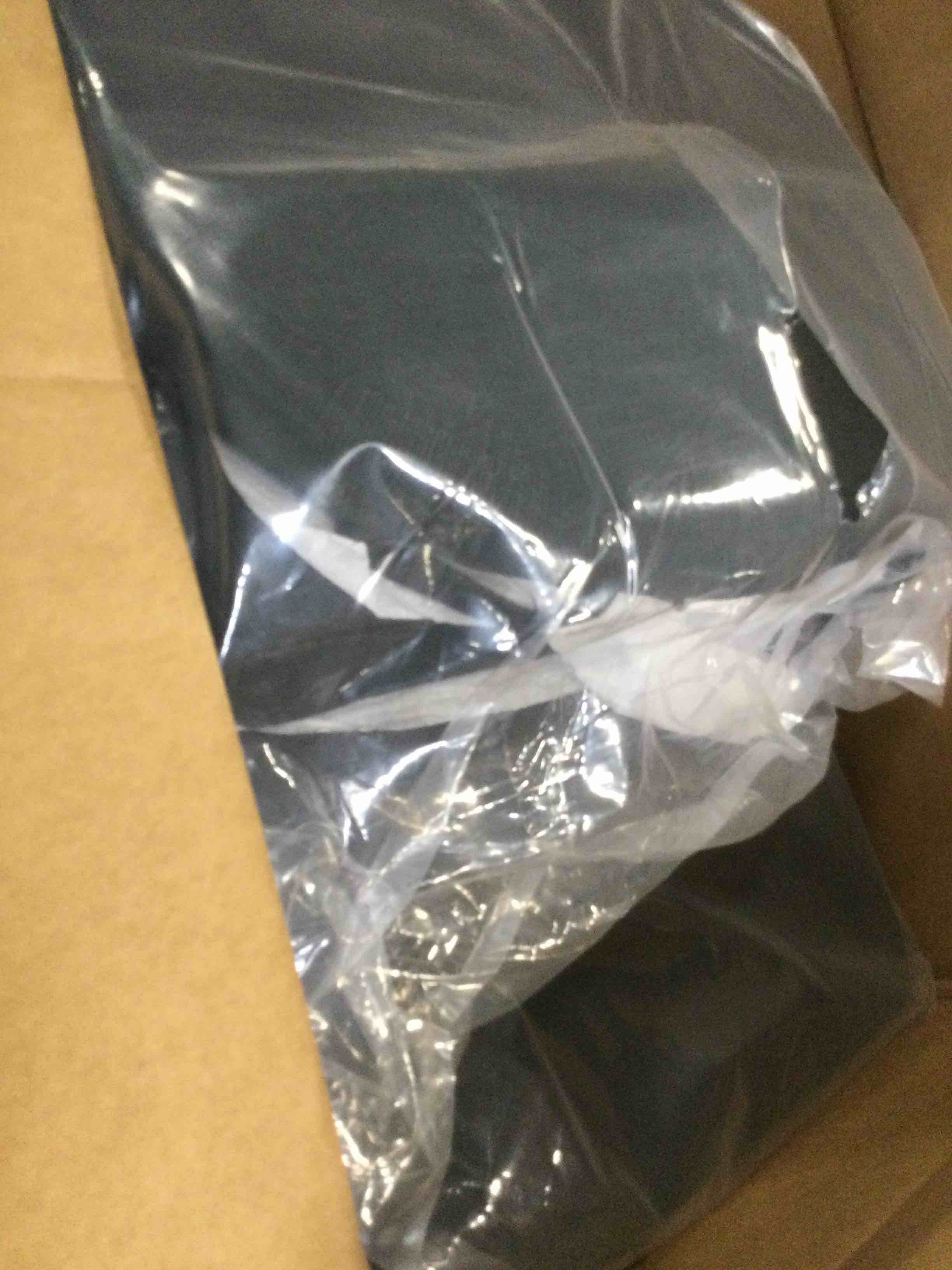 https://s3.amazonaws.com/lotting-images-prod/bidfta/PNK0464003_1730137843808.jpeg