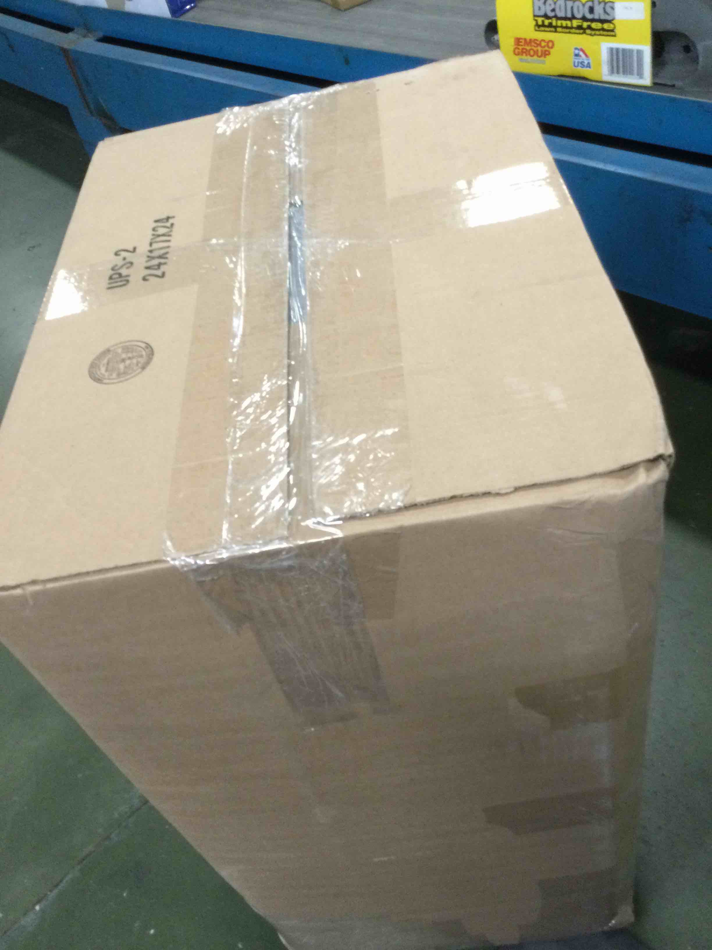 https://s3.amazonaws.com/lotting-images-prod/bidfta/PNK0464116_1730127898363.jpeg
